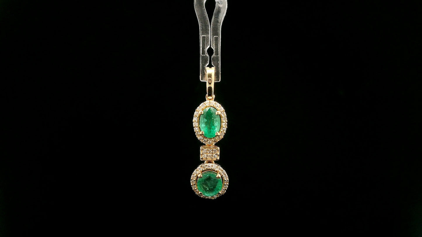 1.14 Ct Oval, Round Natural Emerald 14K Gold Pendant