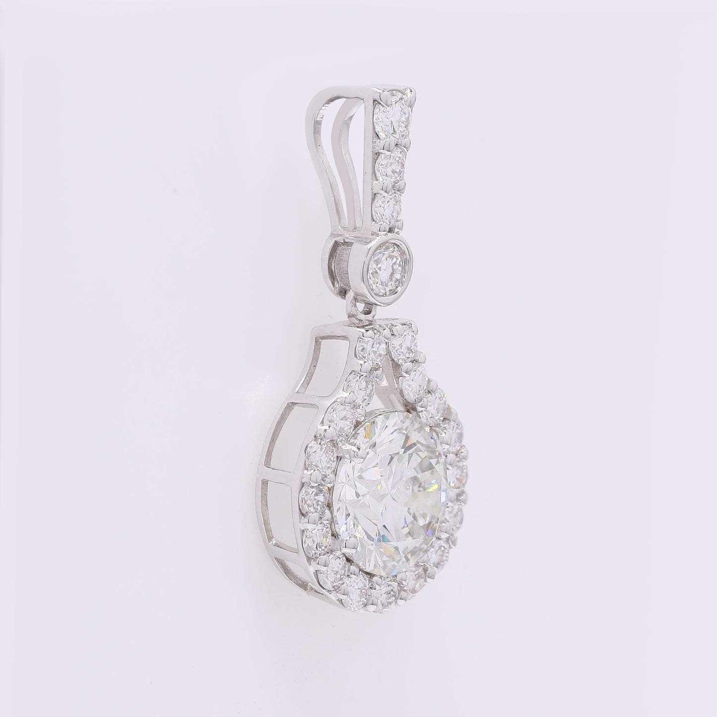 2.40 Carats Lab Grown Diamond 14K Gold Pendant