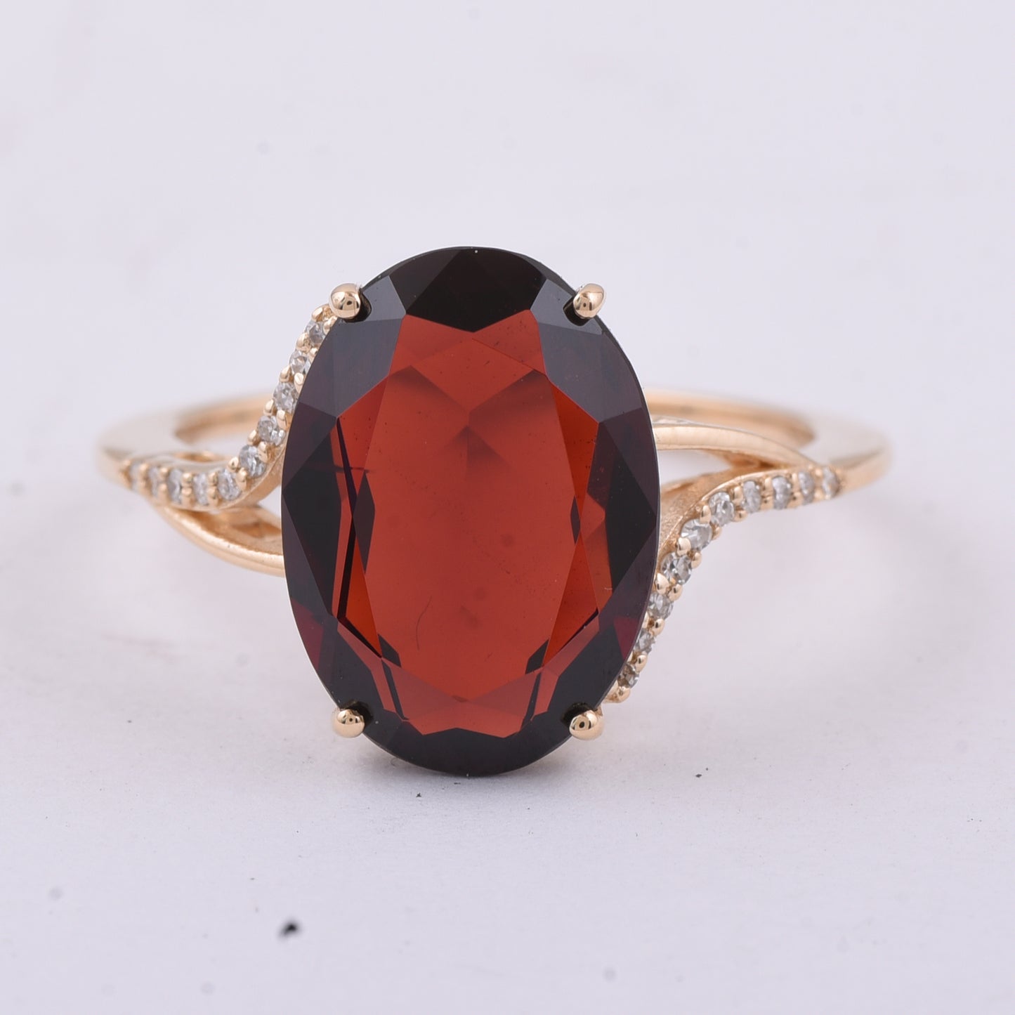 5.84 Ct Oval Natural Garnet 14K Gold Ring