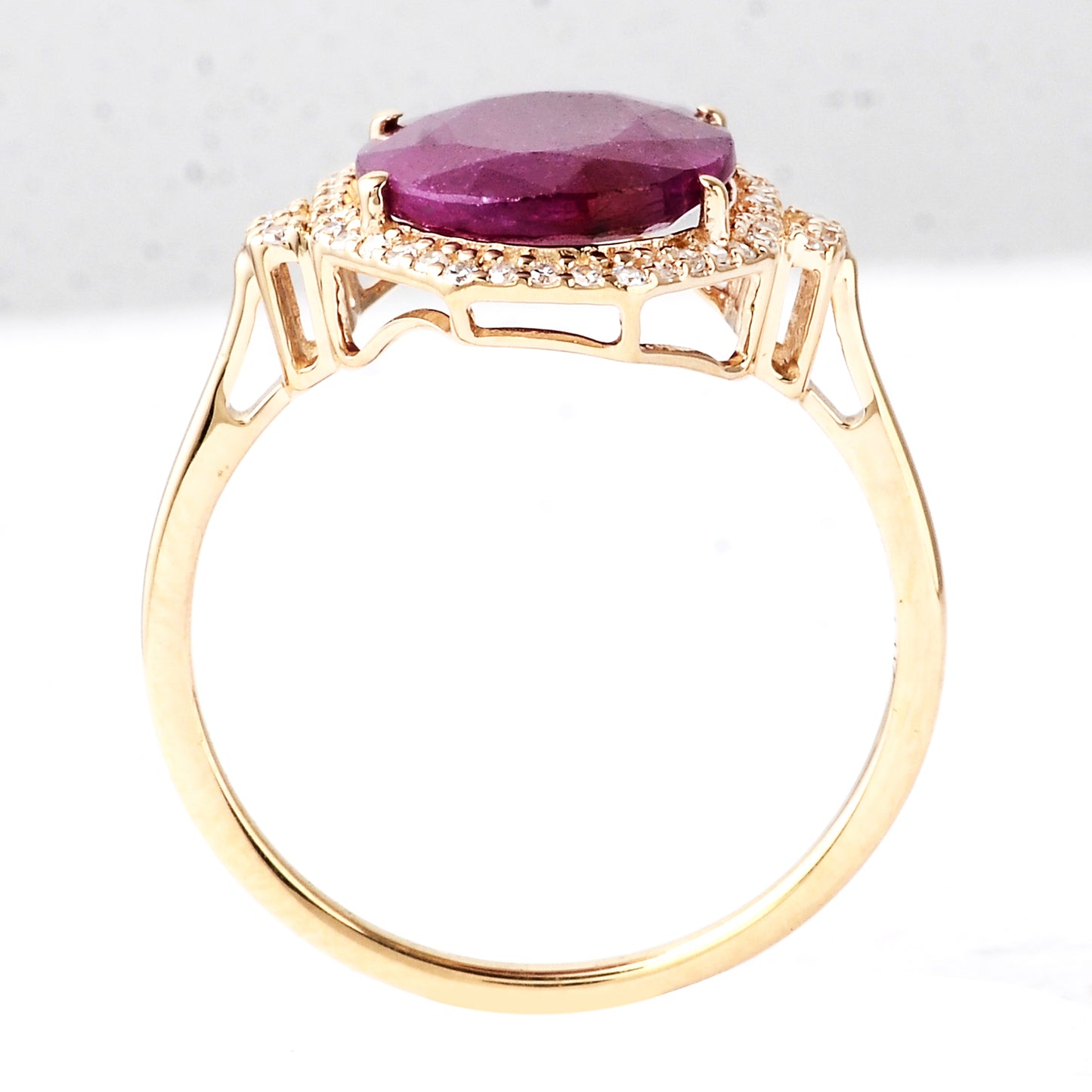 3.37 Ct Oval Mixed Cut Natural Corundum Ruby 14K Gold Ring