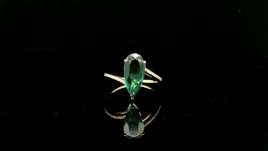 1.82 Ct Pear Lab Grown Emerald 14K Gold Ring