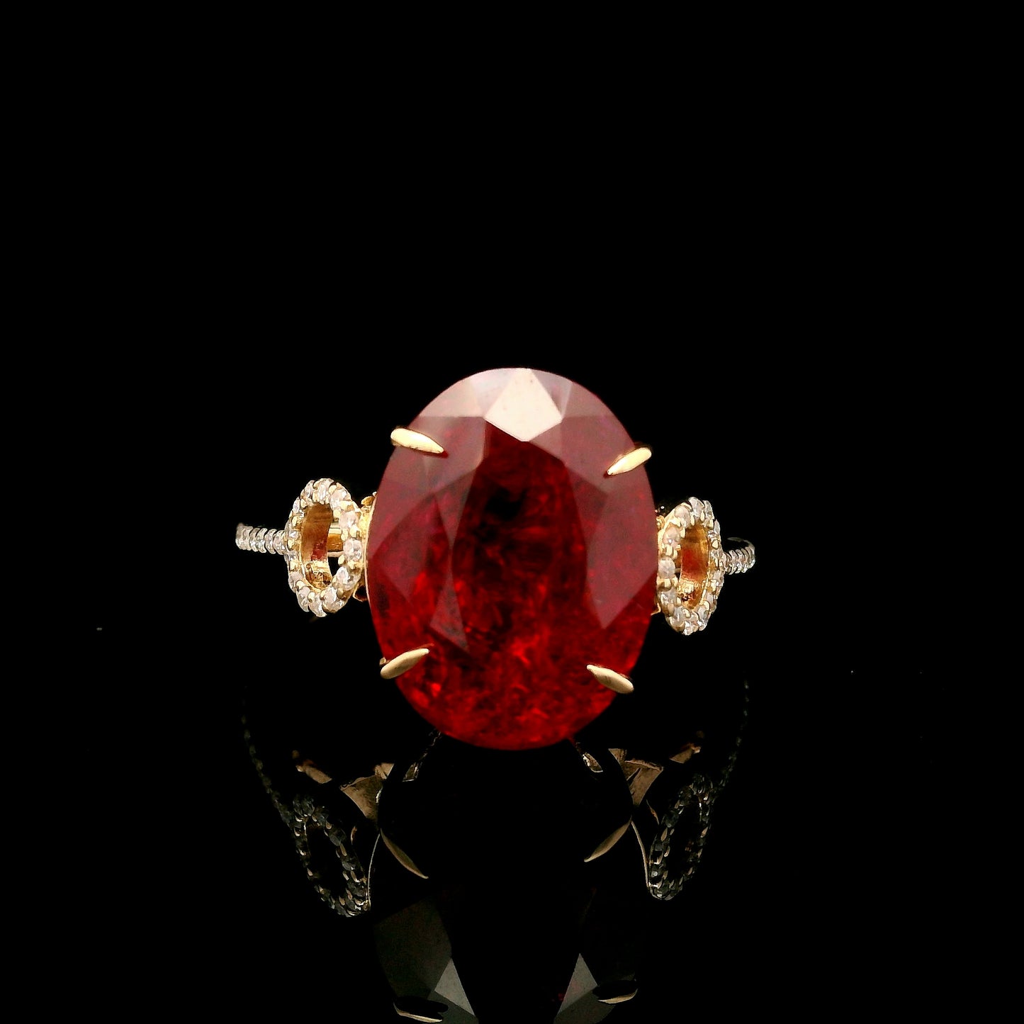 9.17 Ct Oval Mixed Cut Lab Grown Ruby 14K Gold Ring