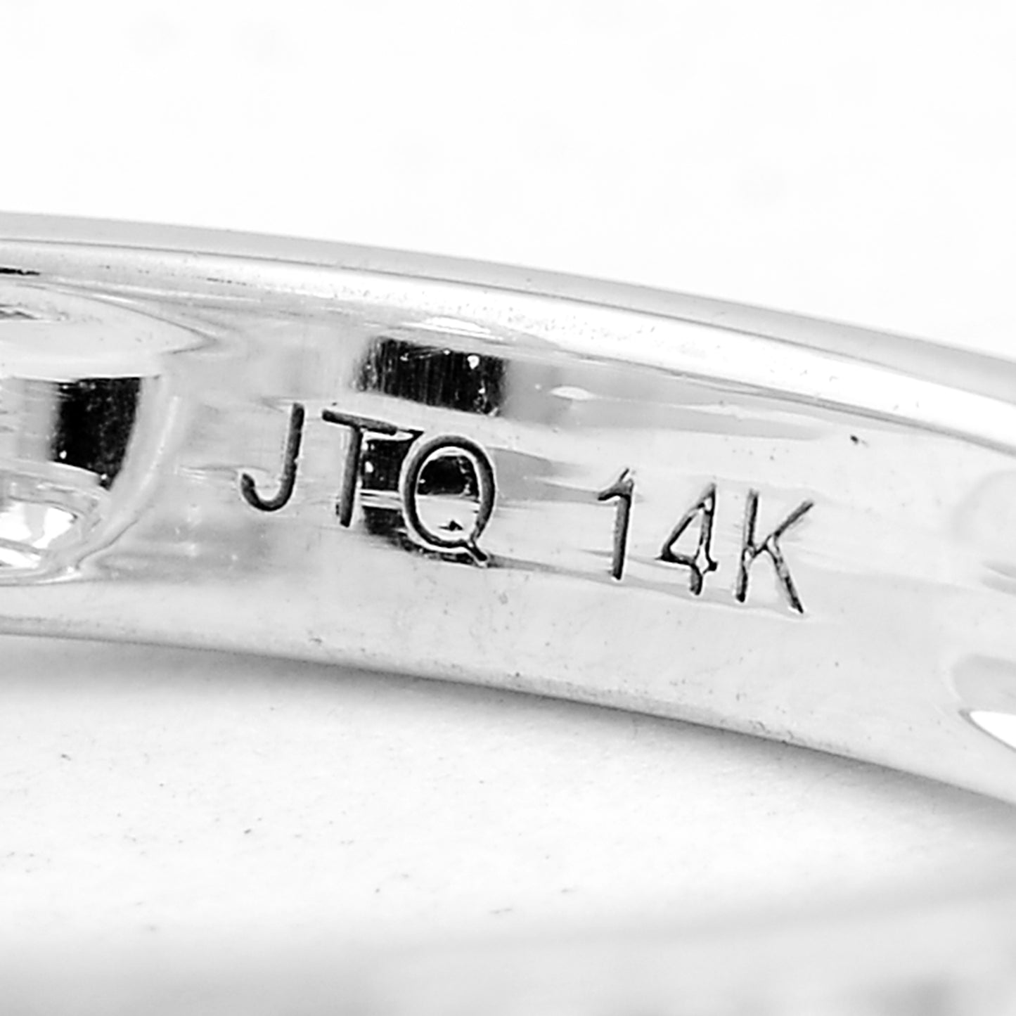 7.33 Carats Lab Grown Diamond 14K Gold Ring