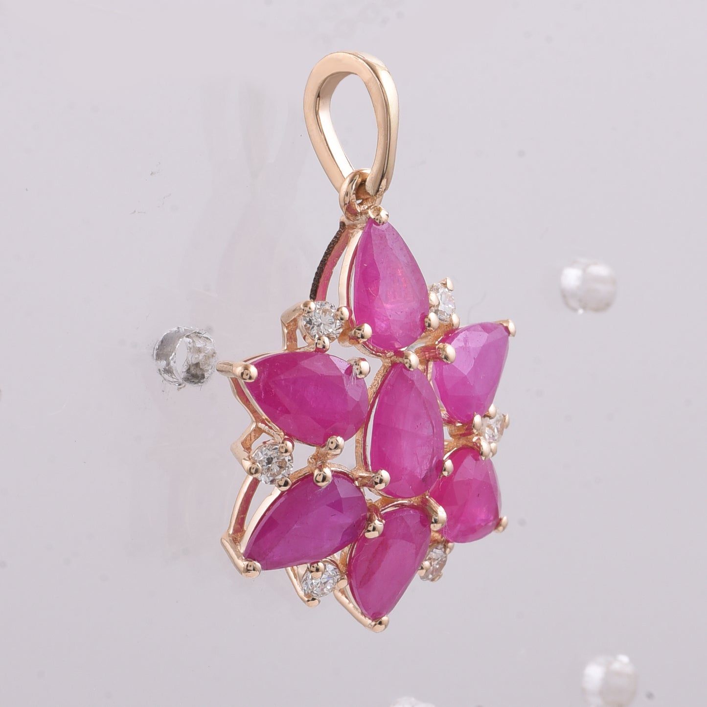 3.52 Ct Pear Natural Ruby 14K Gold Pendant