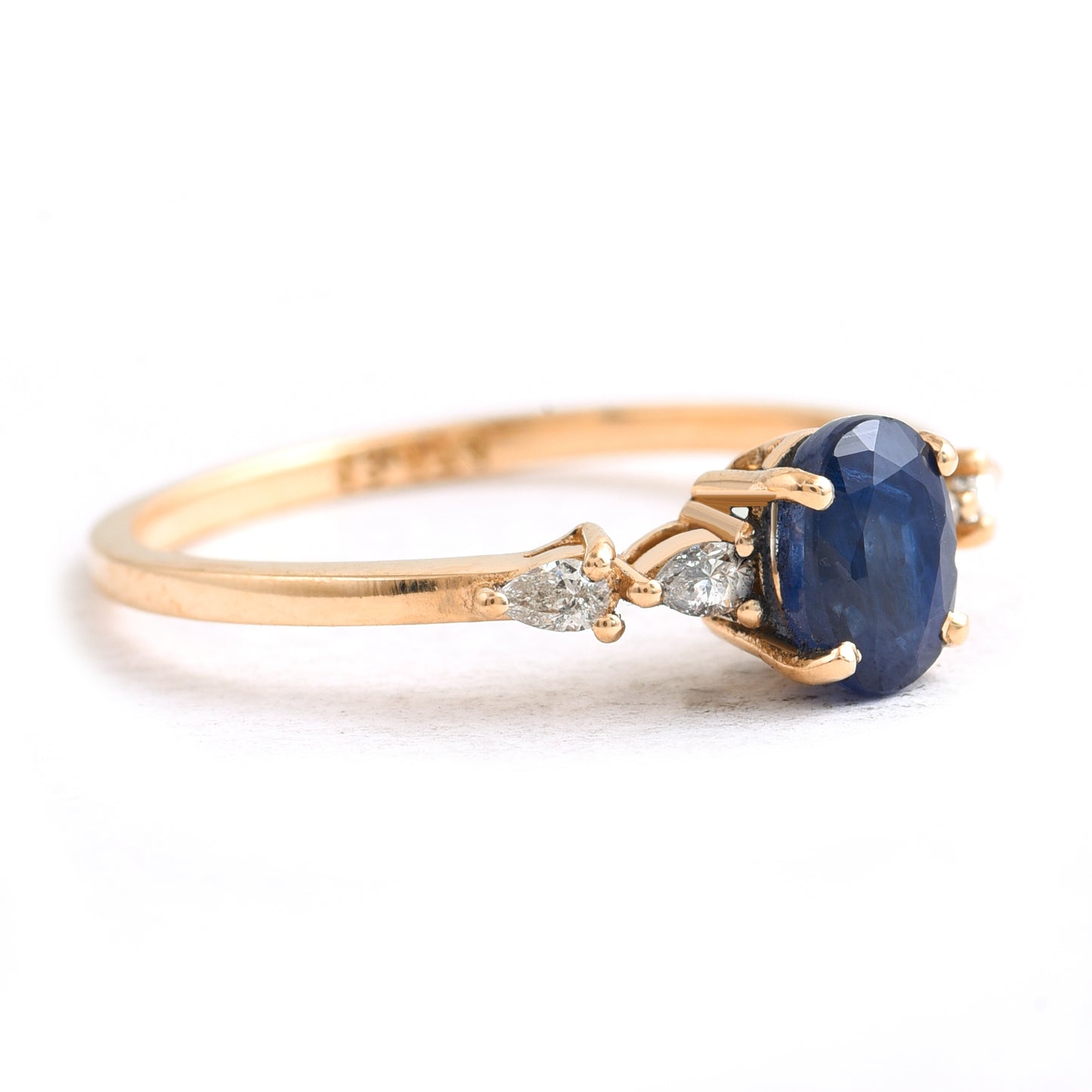 1.19 Ct Oval Sapphire 14K Gold Ring