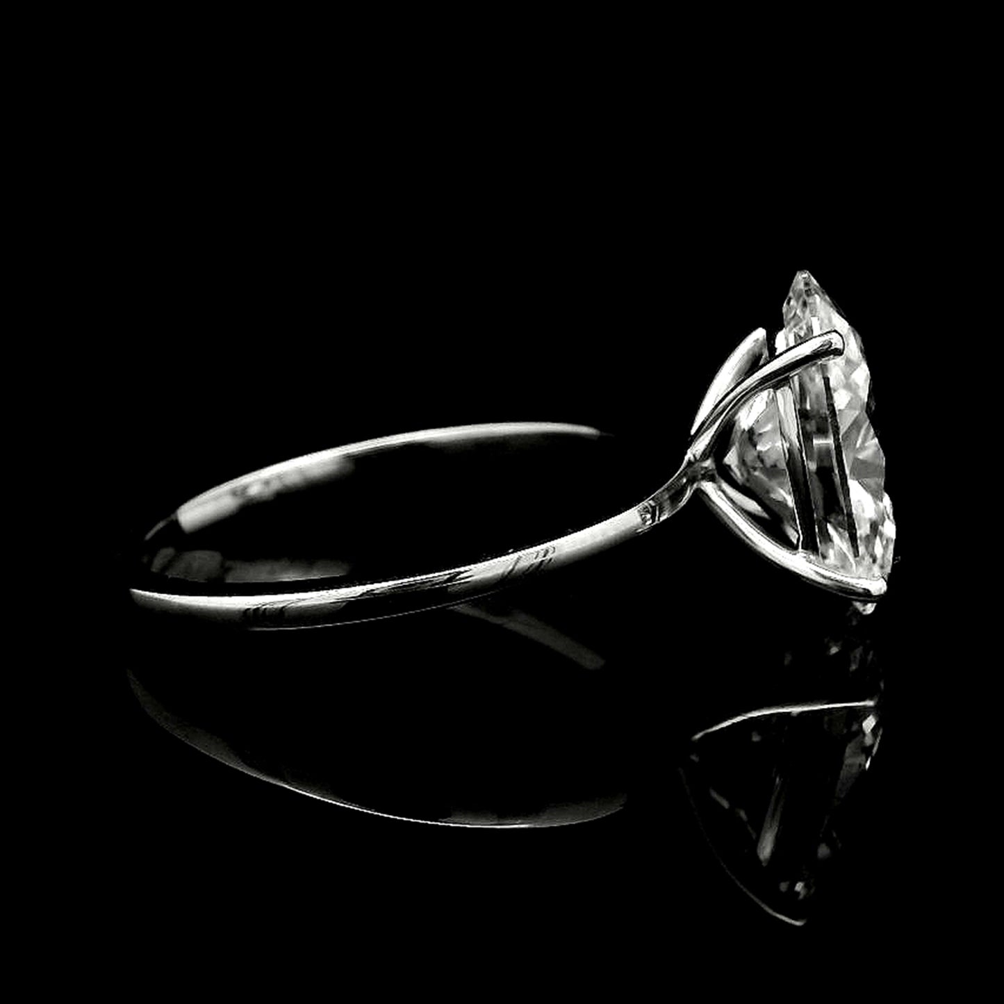 3.18 Carats Lab Grown Diamond 14K Gold Ring