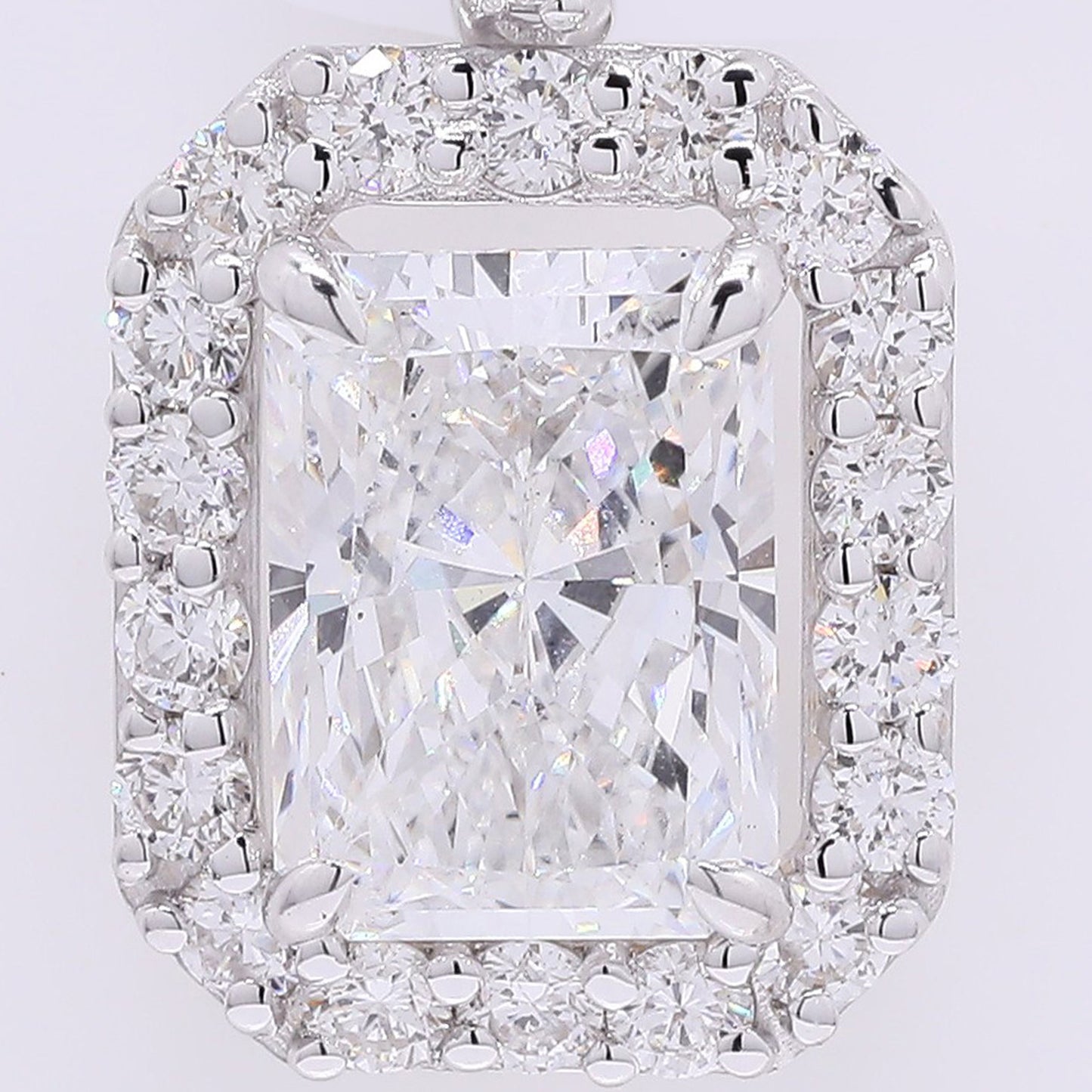 2.40 Carats Lab Grown Diamond 14K Gold Pendant