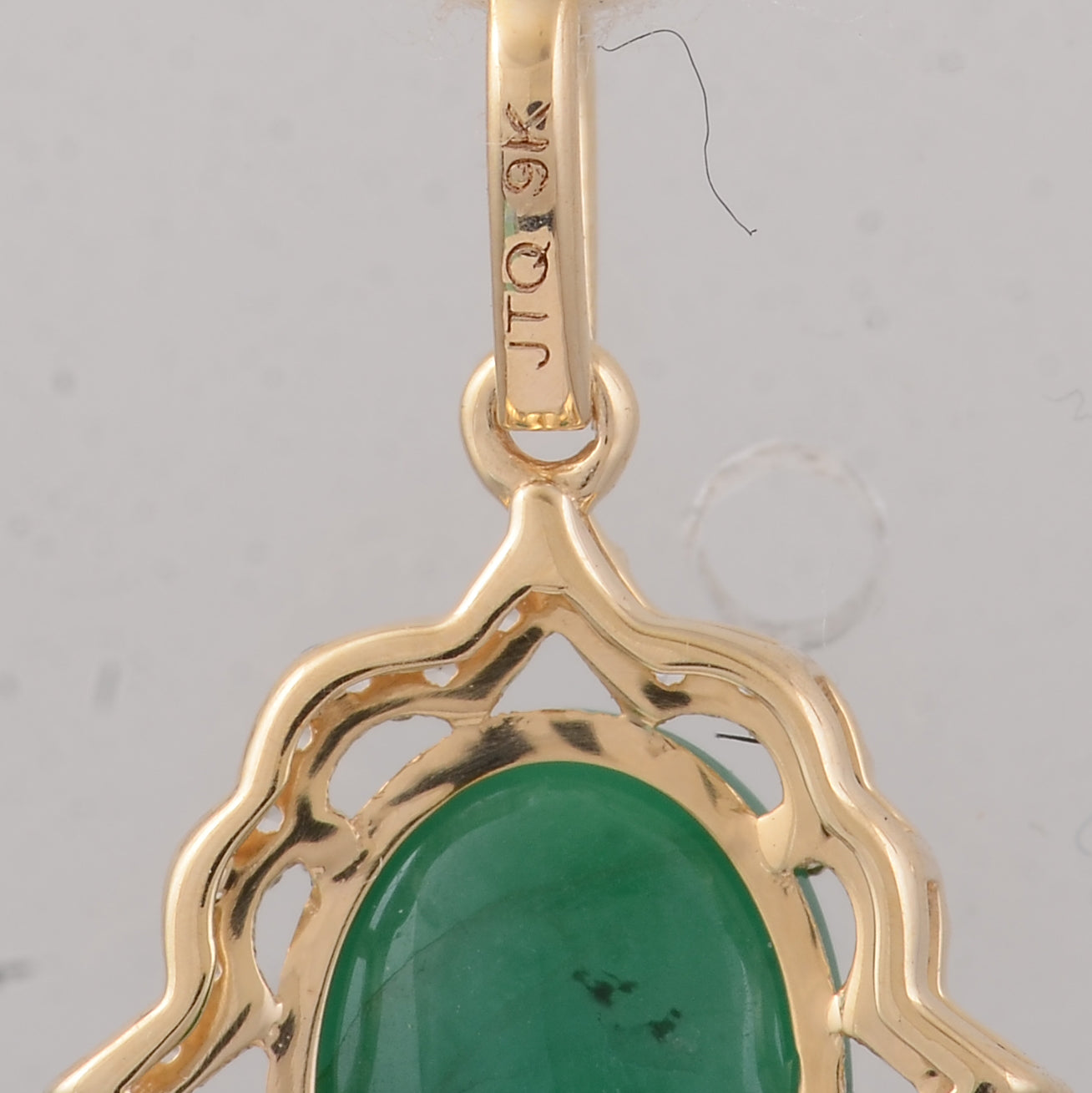 2.76 Ct Oval Emerald 9K Gold Pendant