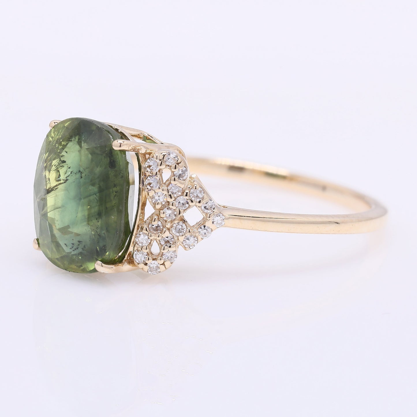 3.84 Ct Cushion Mixed Cut Natural Bi-Coloured Sapphire 14K Gold Ring