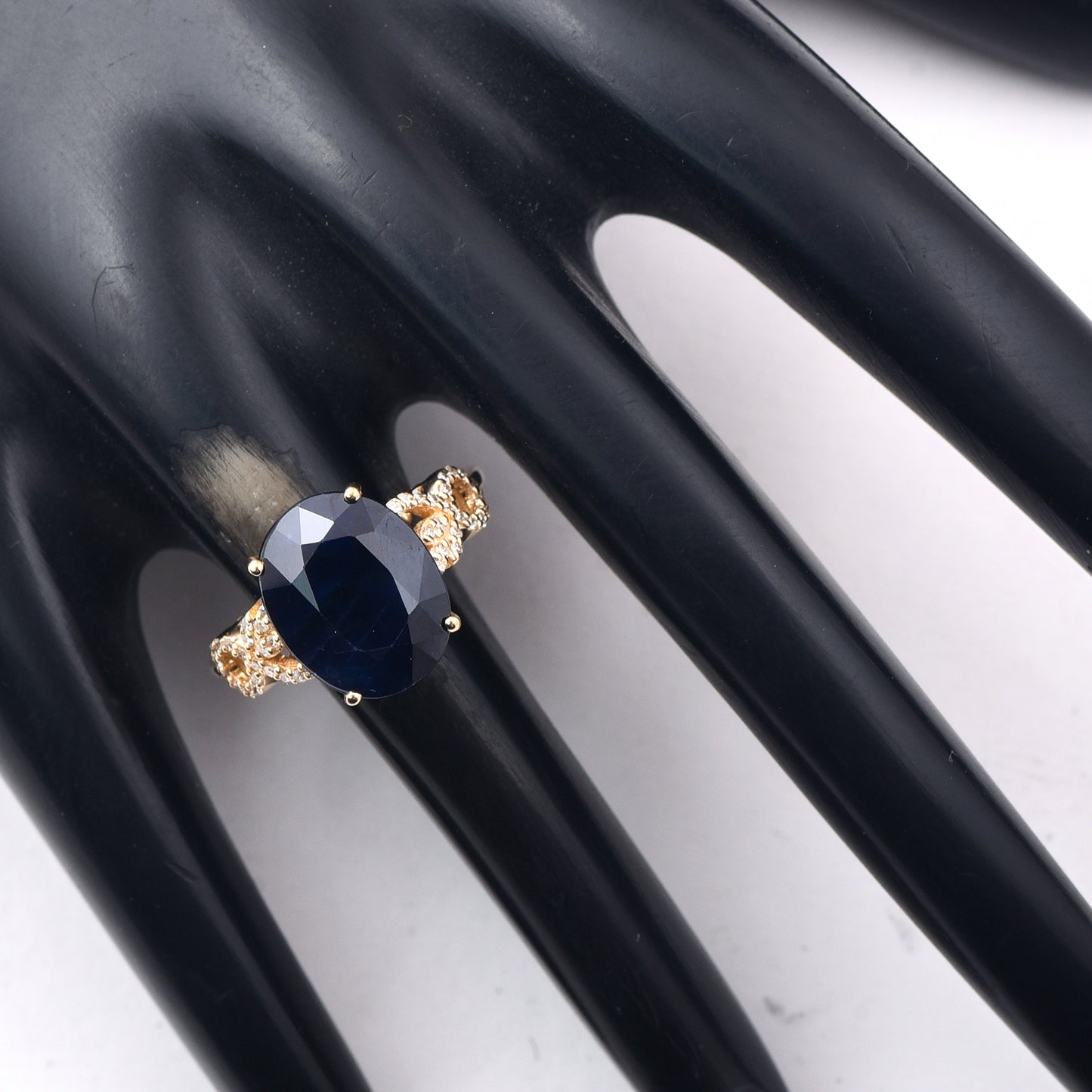 7.06 Ct Oval Mixed Cut Natural Sapphire 14K Gold Ring