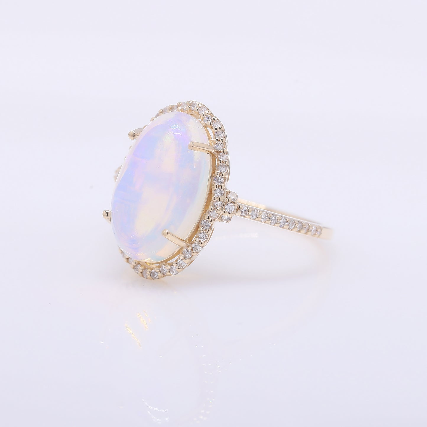 3.09 Ct Oval Cabochon Cut Natural Opal 14K Gold Ring