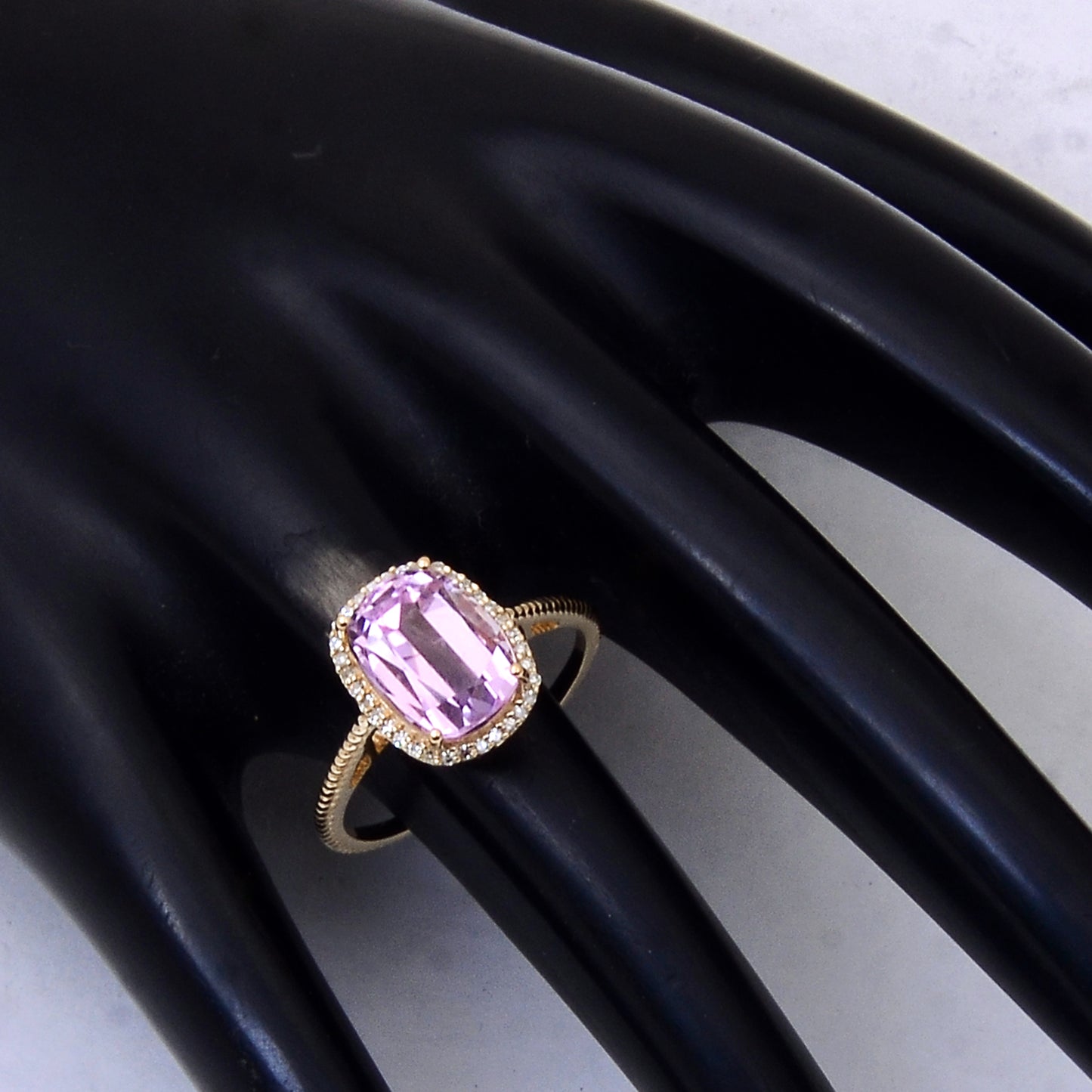4.55 Ct Cushion Mixed Cut Natural Kunzite 14K Gold Ring
