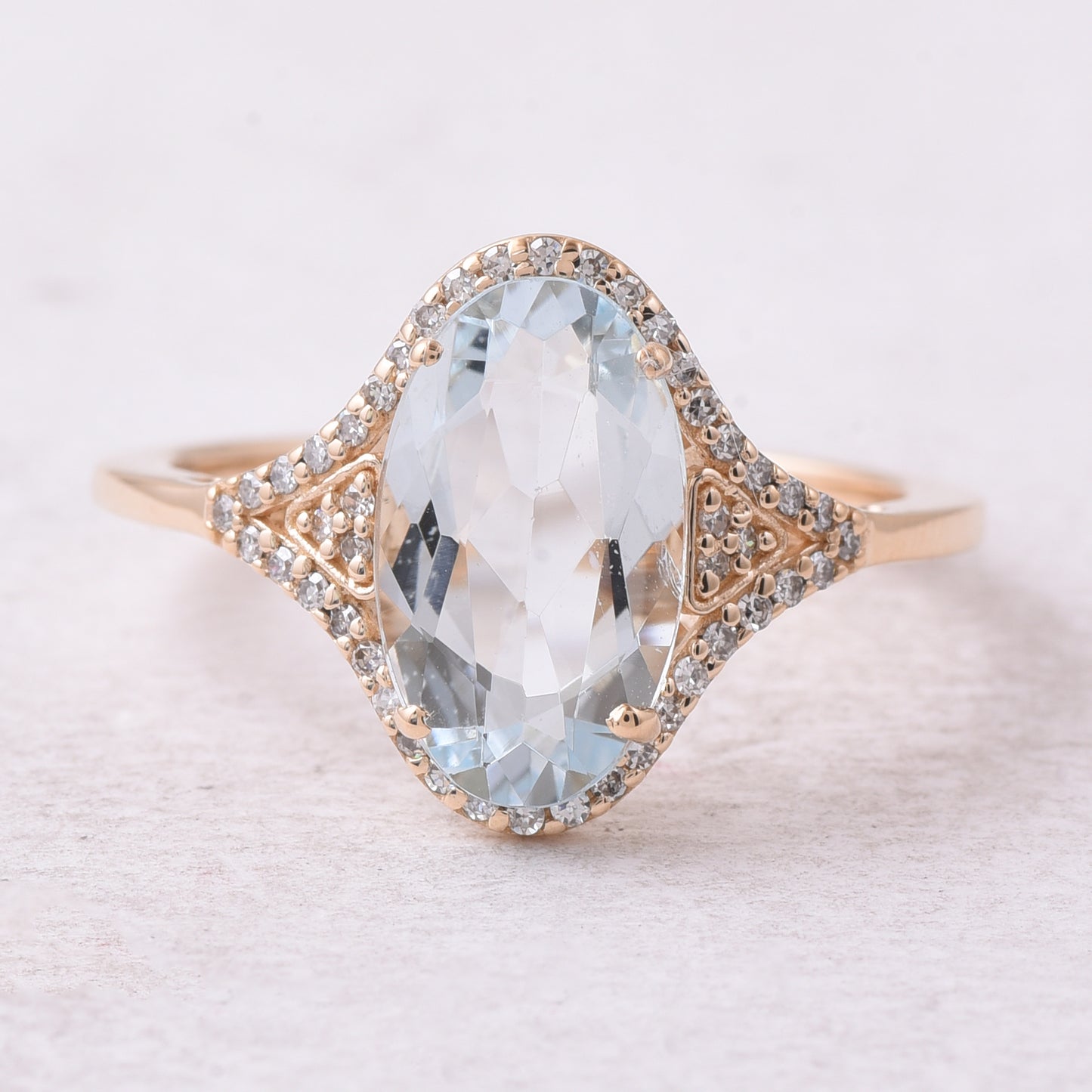 2.14 Ct Oval Mixed Cut Natural Aquamarine 14K Gold Ring