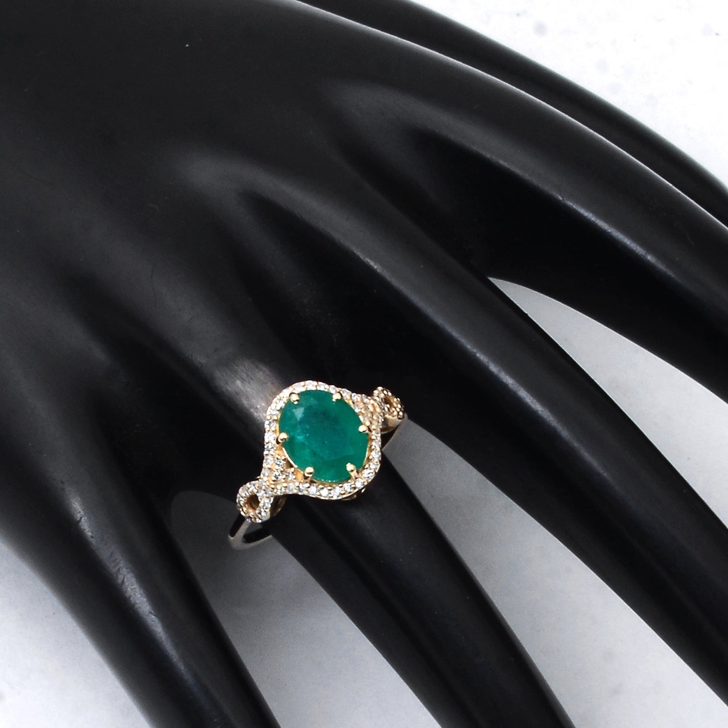 1.84 Ct Oval Mixed Cut Natural Emerald 14K Gold Ring