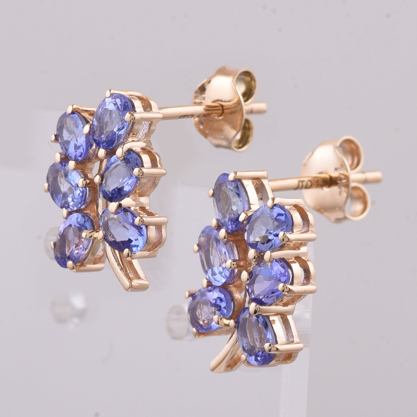 1.70 Ct Oval Natural Tanzanite 14K Gold Earrings