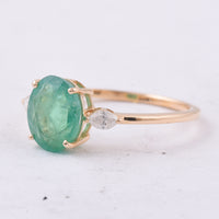 1.89 Ct Oval Natural Emerald 14K Gold Ring