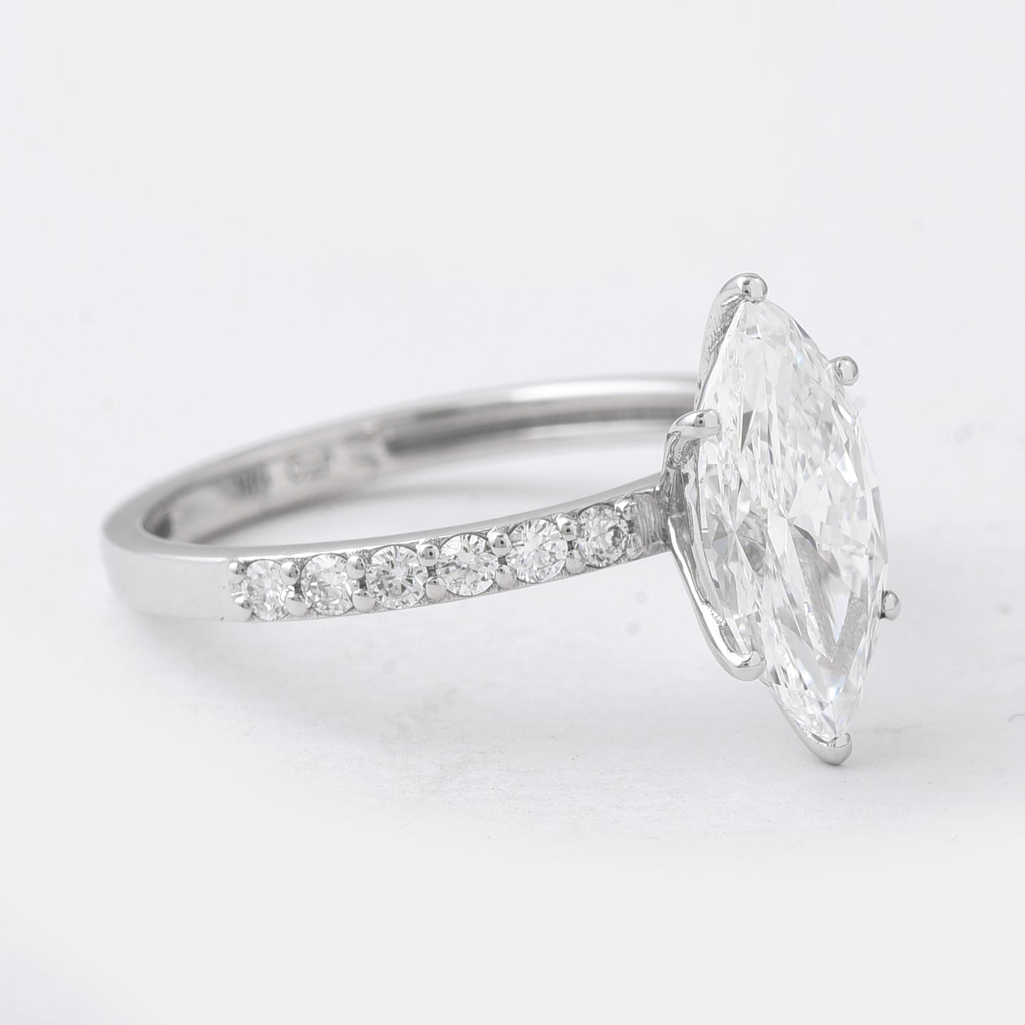 2.07 Carats Lab Grown Diamond 14K Gold Ring