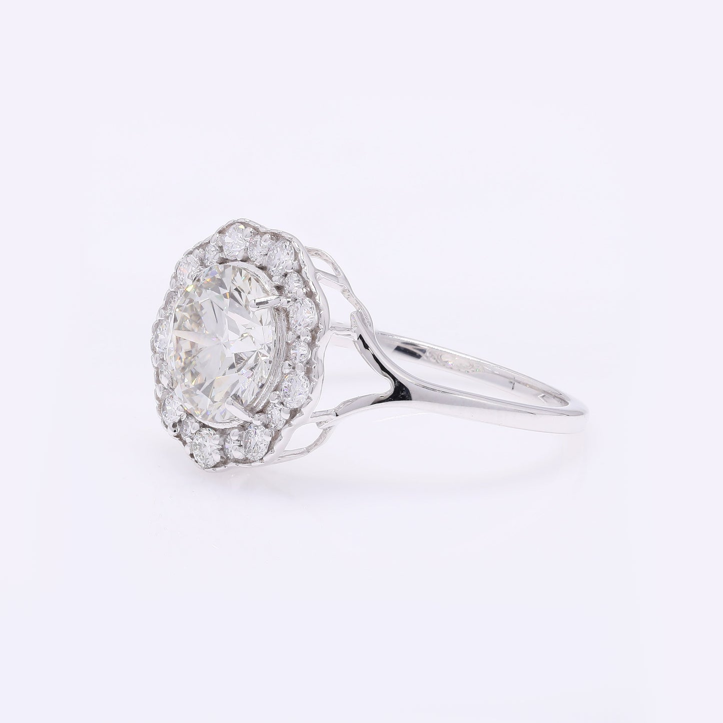 2.40 Carats Lab Grown Diamond 14K Gold Ring