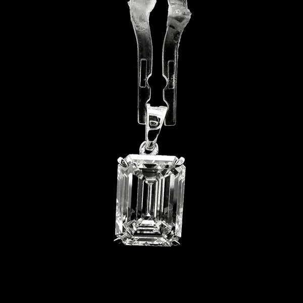 7.05 Carats Lab Grown Diamond 14K Gold Pendant