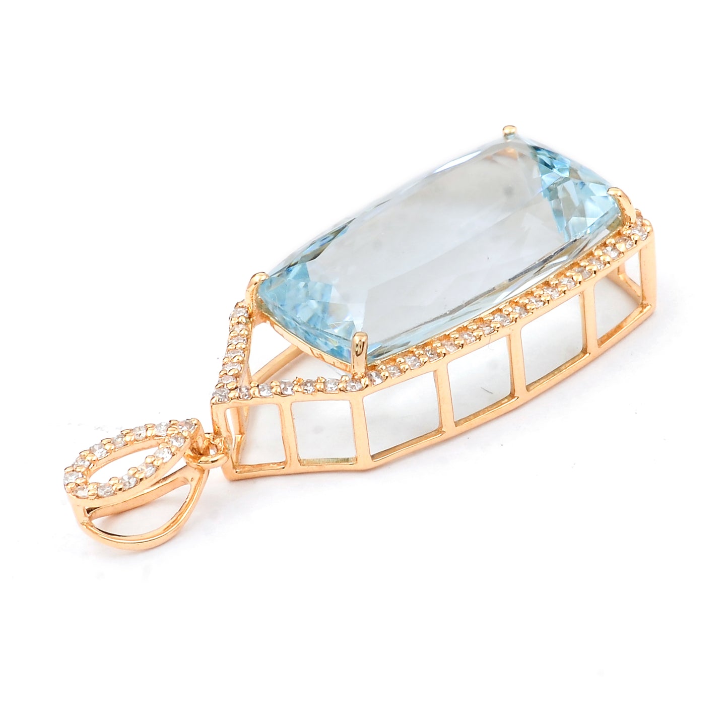 7.61 Ct Cushion Natural Aquamarine 14K Gold Pendant