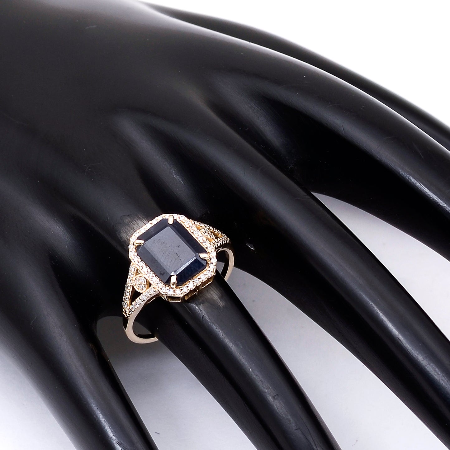 3.21 Ct Octagon Natural Sapphire 14K Gold Ring