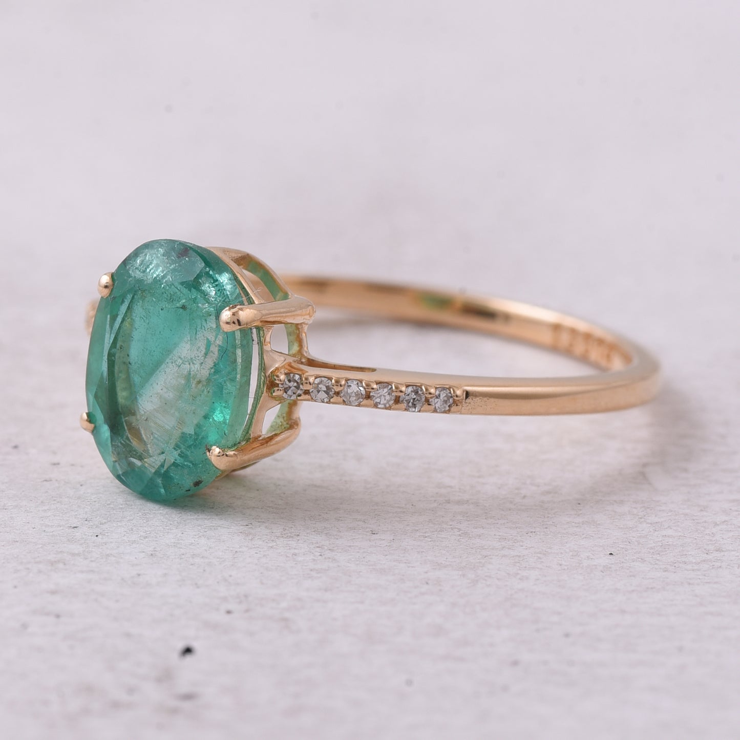 1.69 Ct Oval Natural Emerald 14K Gold Ring