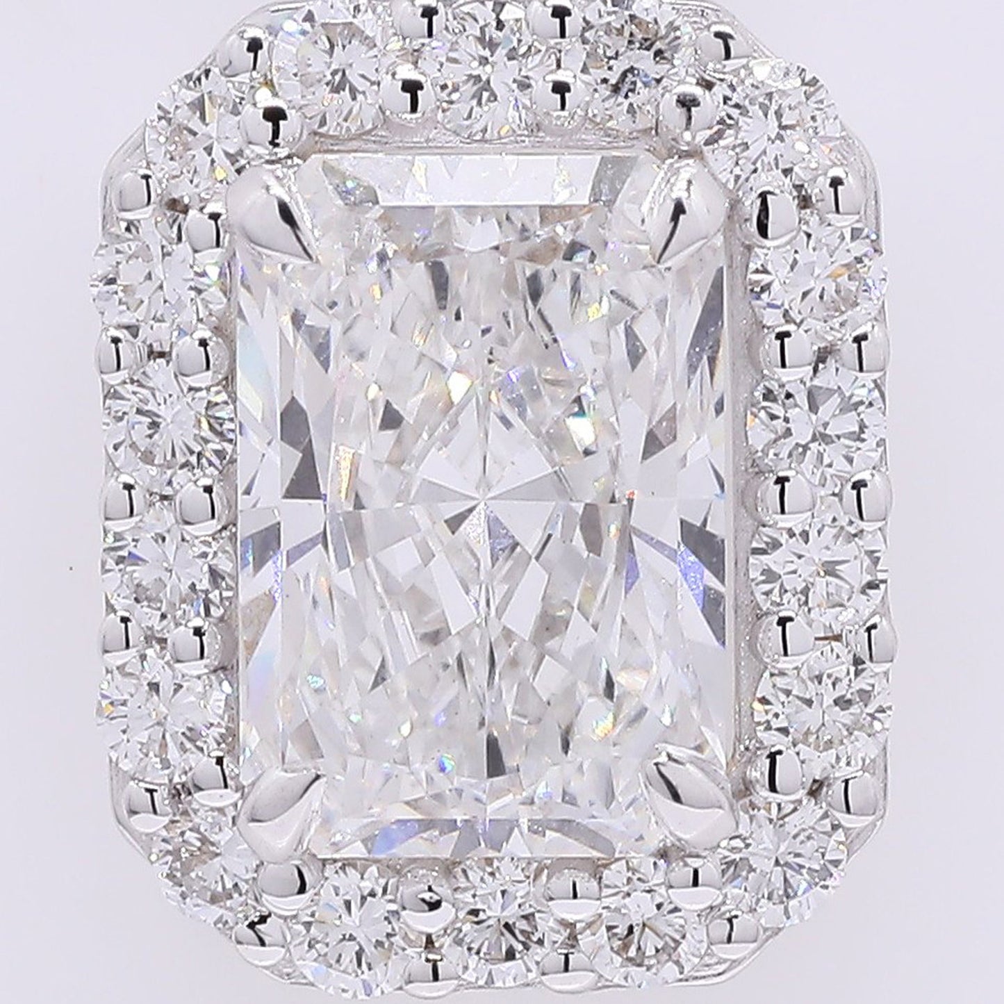 2.31 Carats Lab Grown Diamond 14K Gold Pendant