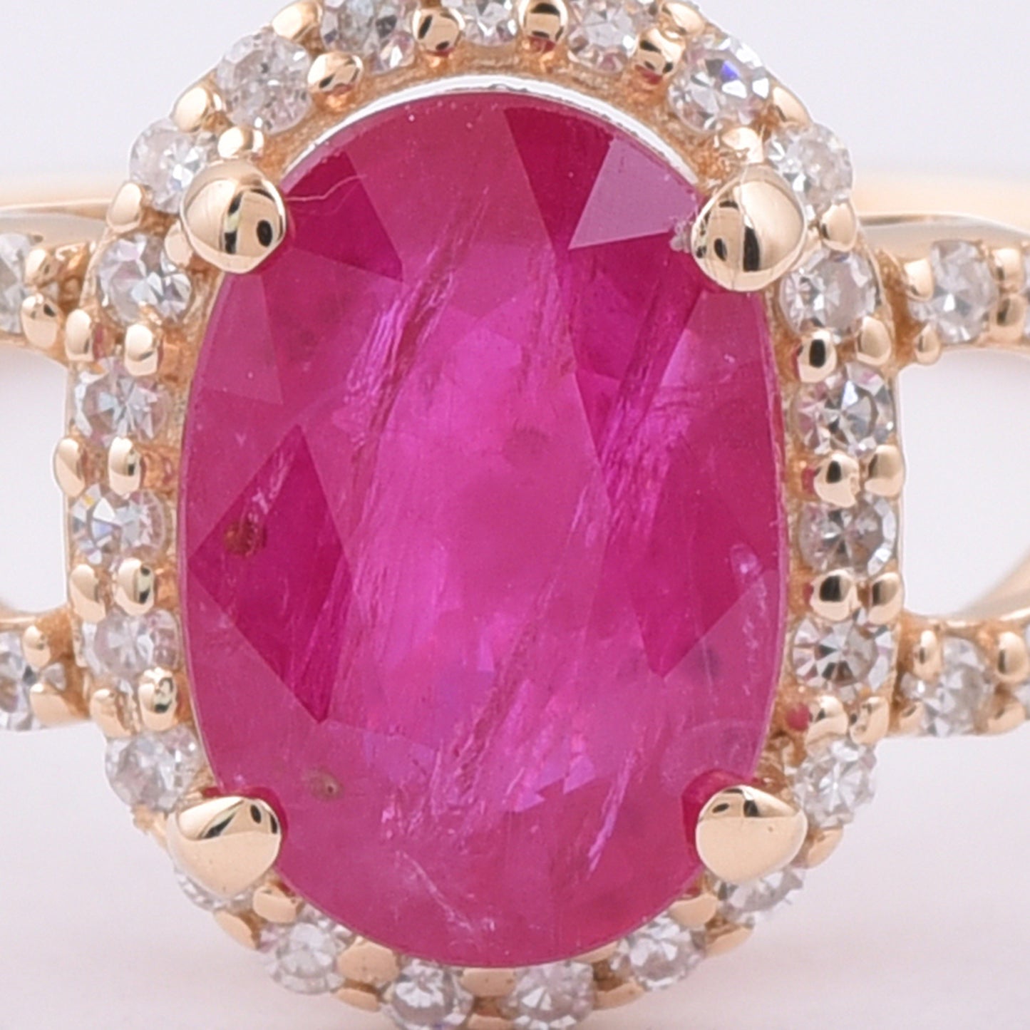 1.57 Ct Oval Natural Ruby 14K Gold Ring