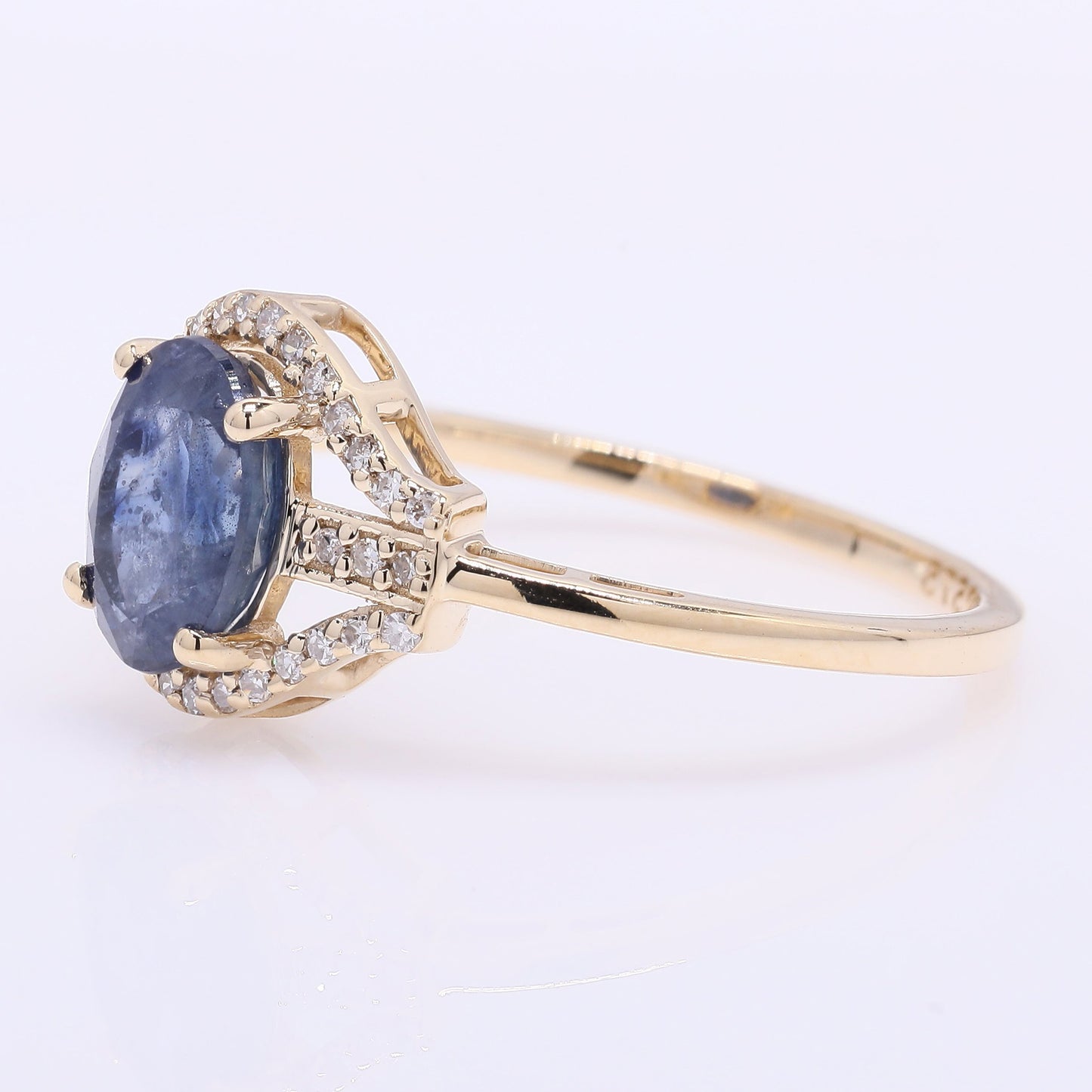 1.72 Ct Oval Mixed Cut Natural Sapphire 14K Gold Ring