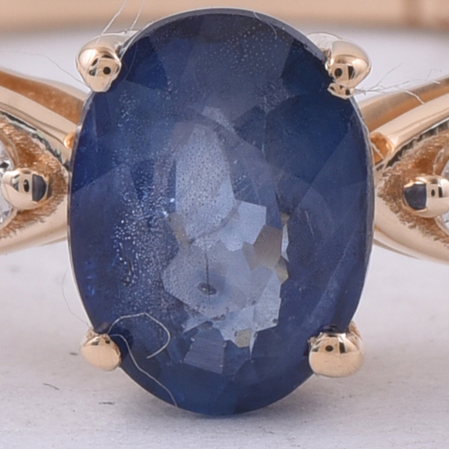 1.24 Ct Oval Natural Sapphire 14K Gold Ring