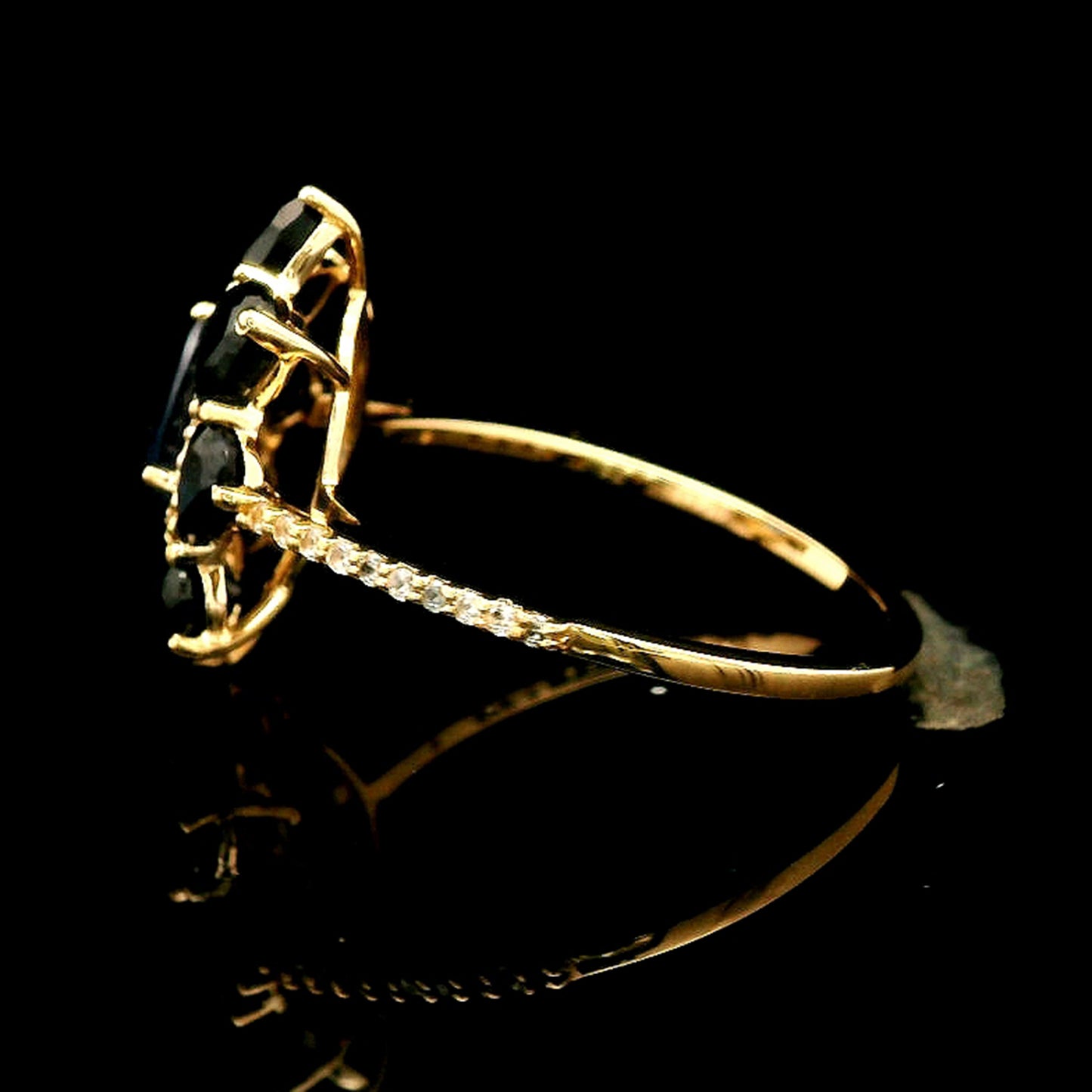 2.22 Ct Pear Sapphire 14K Gold Ring