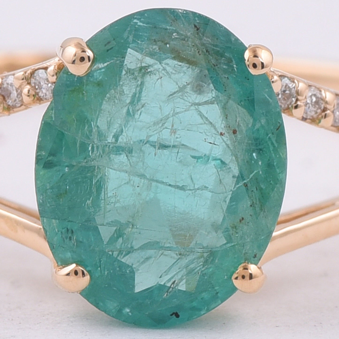 1.61 Ct Oval Natural Emerald 14K Gold Ring