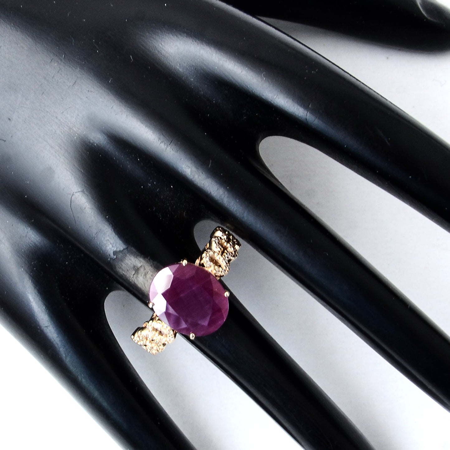 4.81 Ct Oval Mixed Cut Natural Corundum Ruby 14K Gold Ring