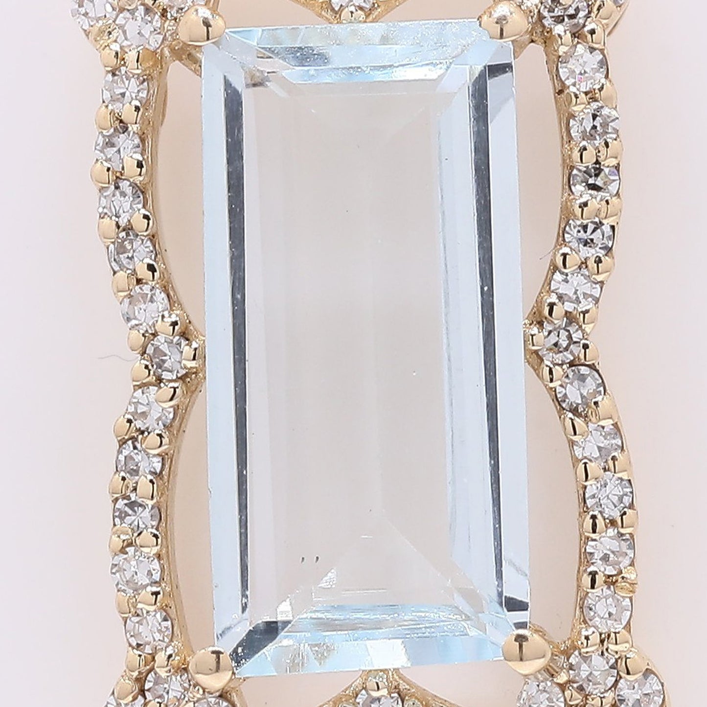 1.79 Ct Rectangle Step Cut Natural Aquamarine 14K Gold Pendant