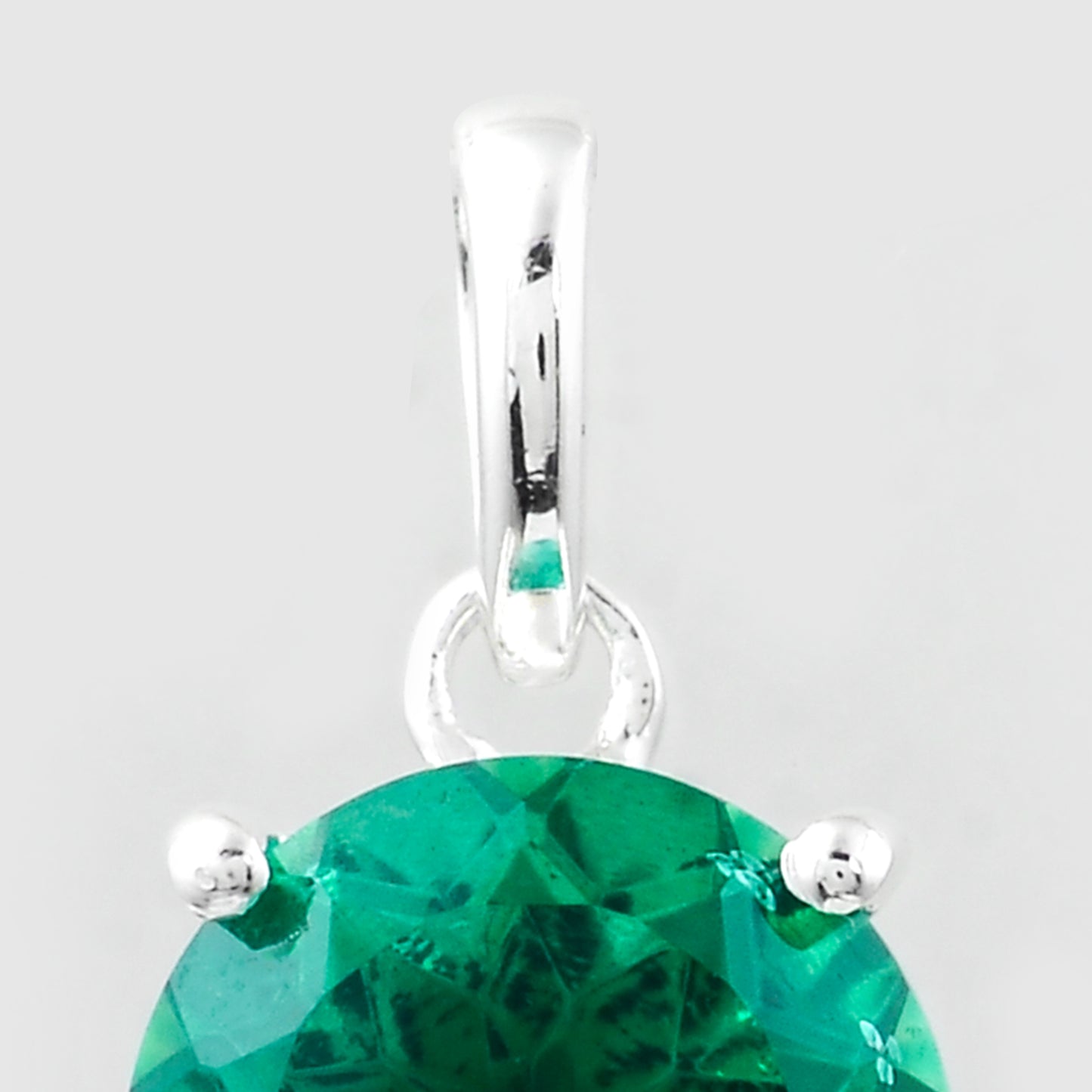 3.46 Ct Round Green Topaz, 925 Sterling Silver Pendant