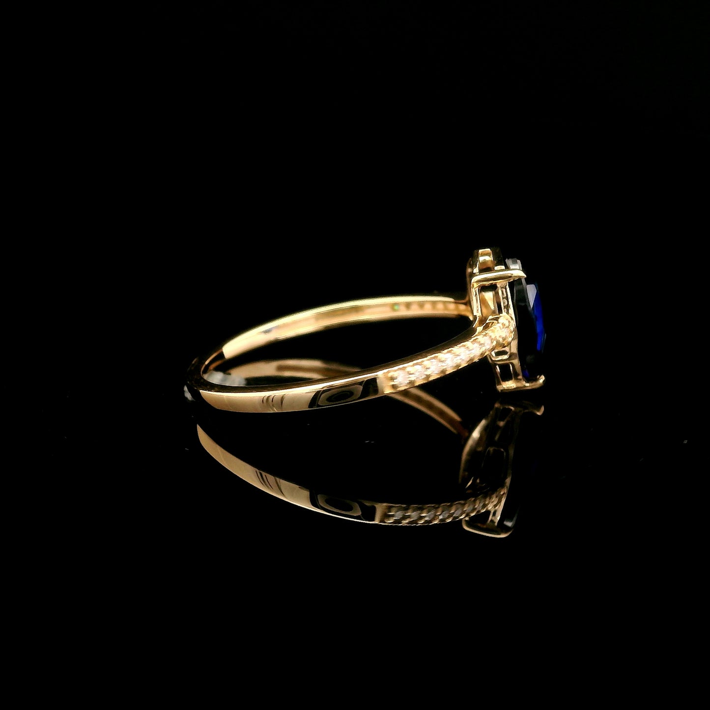 1.50 Ct Pear Mixed Cut Lab Grown Sapphire 14K Gold Ring