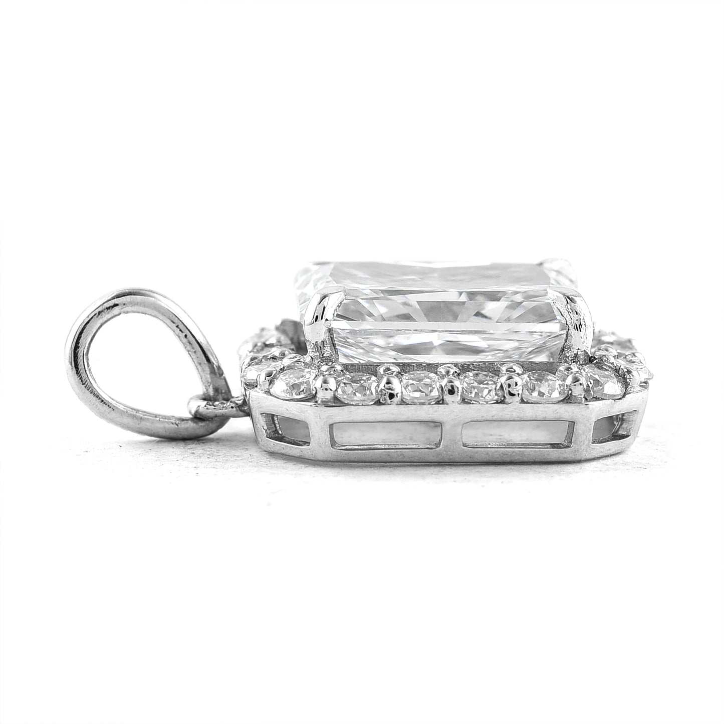 2.34 Ct Cut Cornere Rectangular Modifie Brilliant Lab Grown Diamond 950 Platinum Pendant
