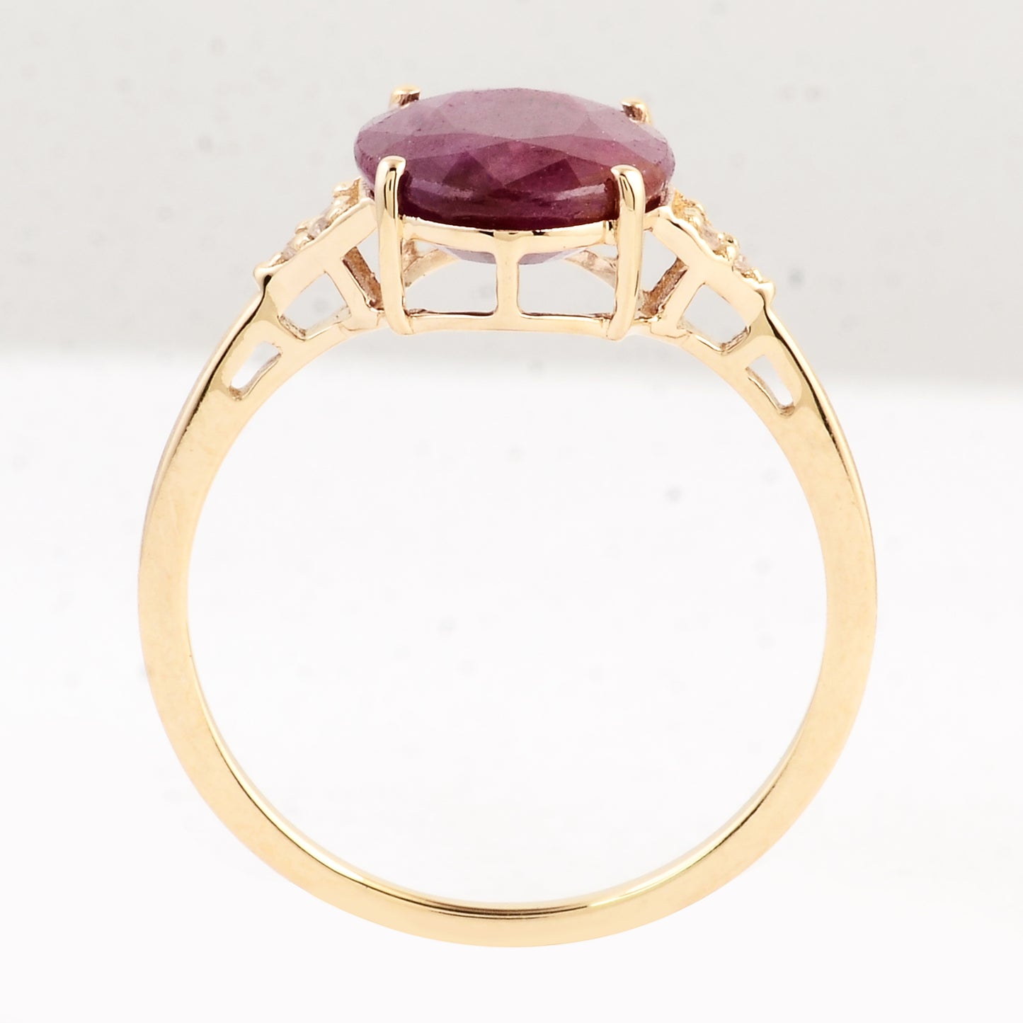 3.82 Ct Oval Ruby 14K Gold Ring