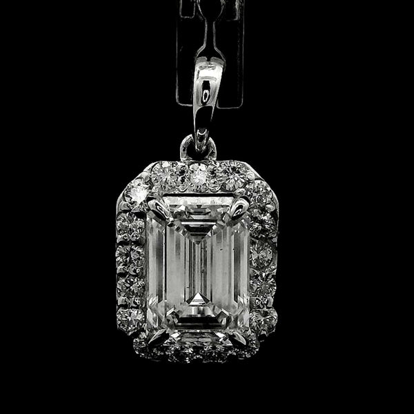 2.63 Carats Lab Grown Diamond 14K Gold Pendant