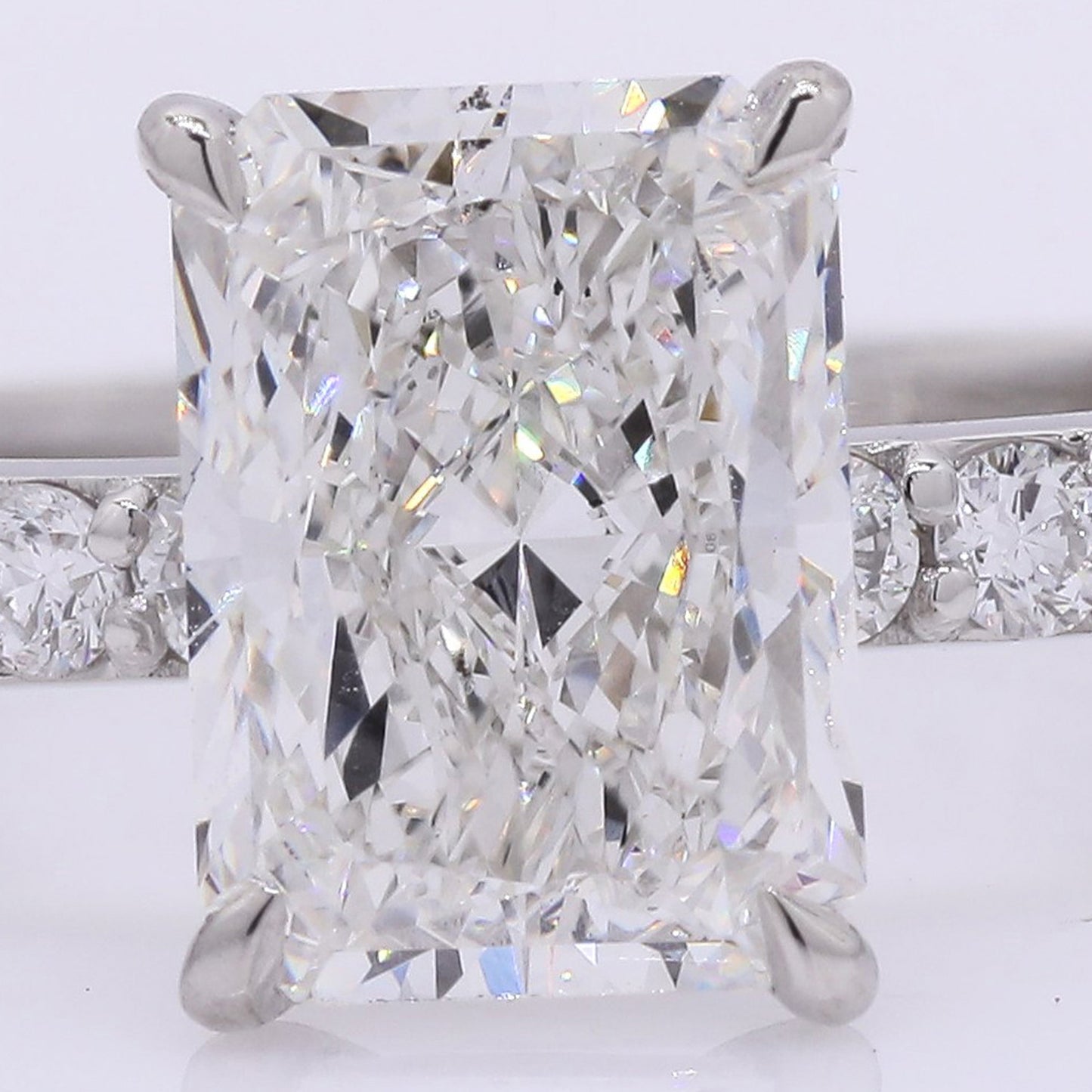2.32 Carats Lab Grown Diamond 950 Platinum Ring