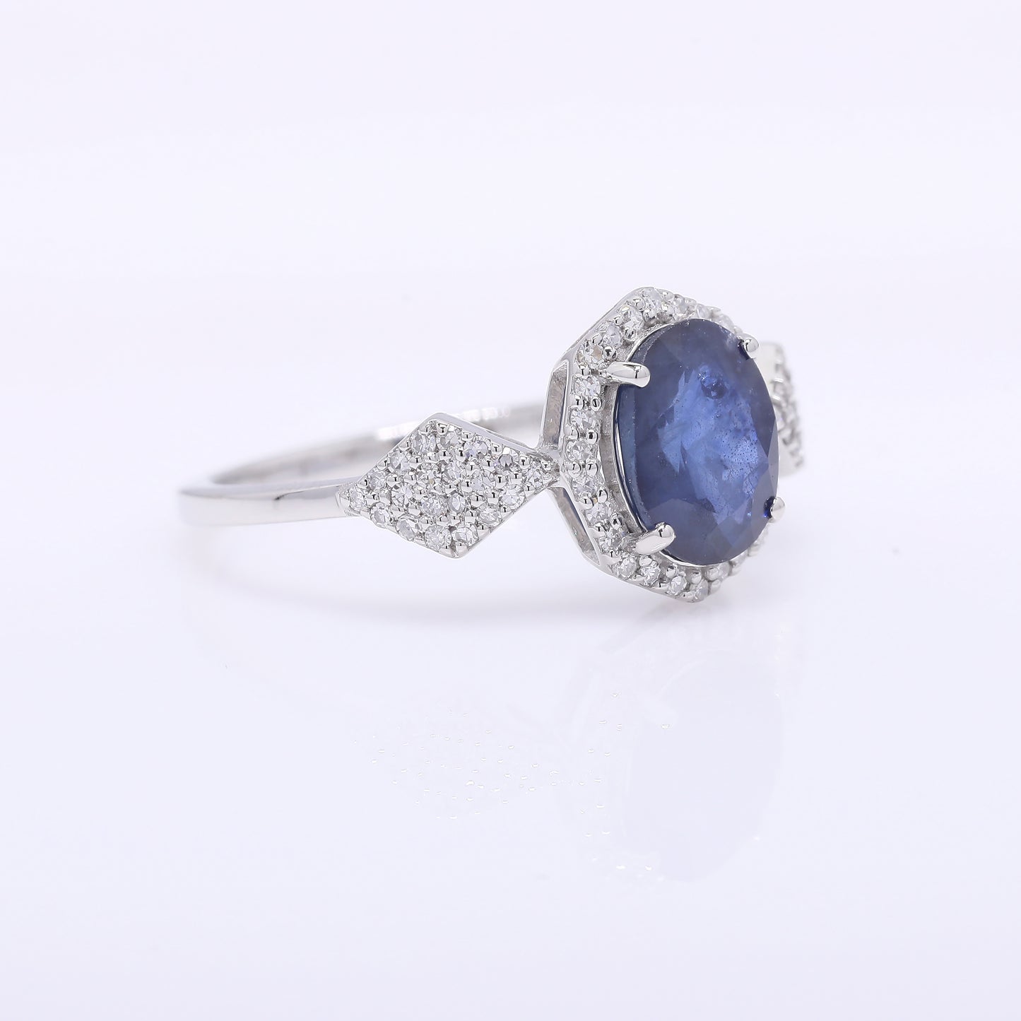 1.78 Ct Oval Mixed Cut Natural Sapphire 950 Platinum Ring