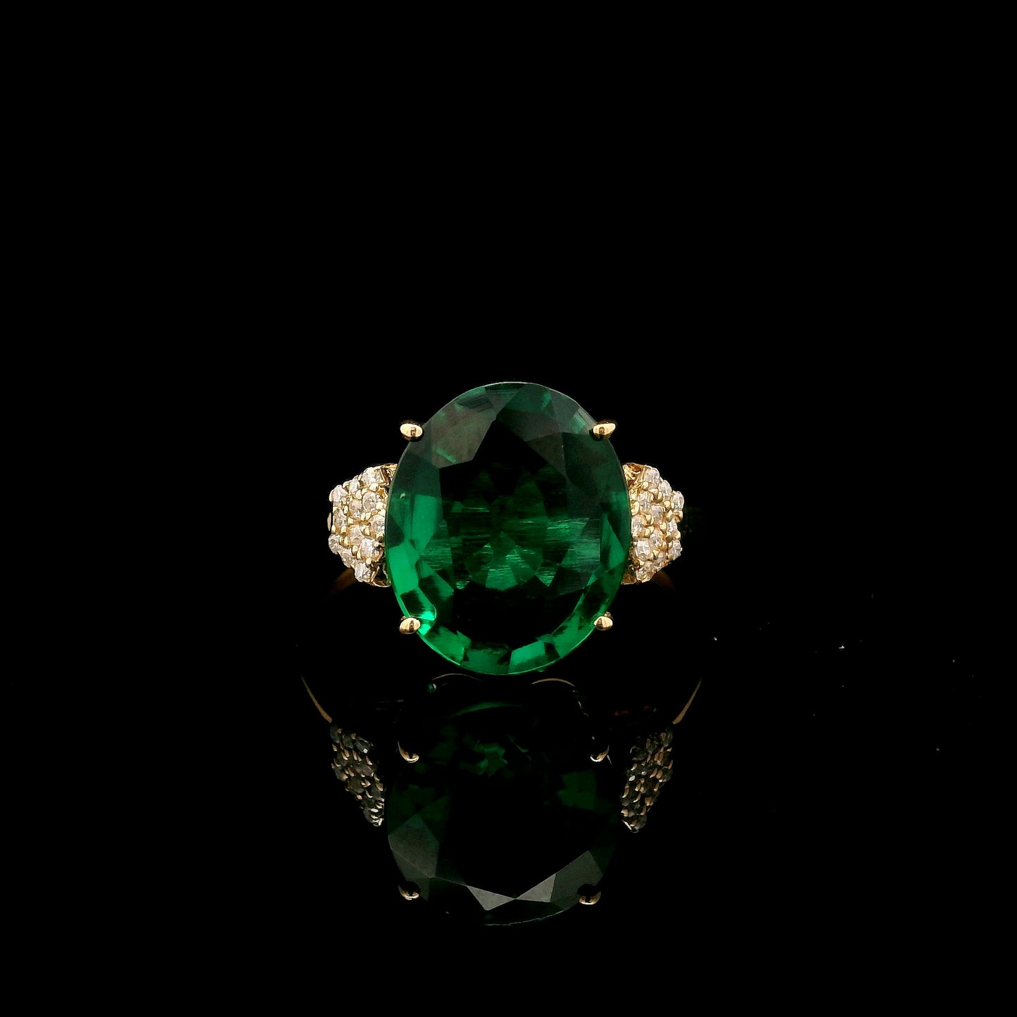 3.90 Ct Oval Mixed Cut Lab Grown Emerald 14K Gold Ring