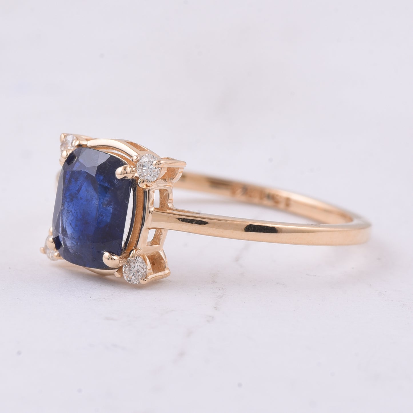 1.54 Ct Cushion Natural Sapphire 14K Gold Ring