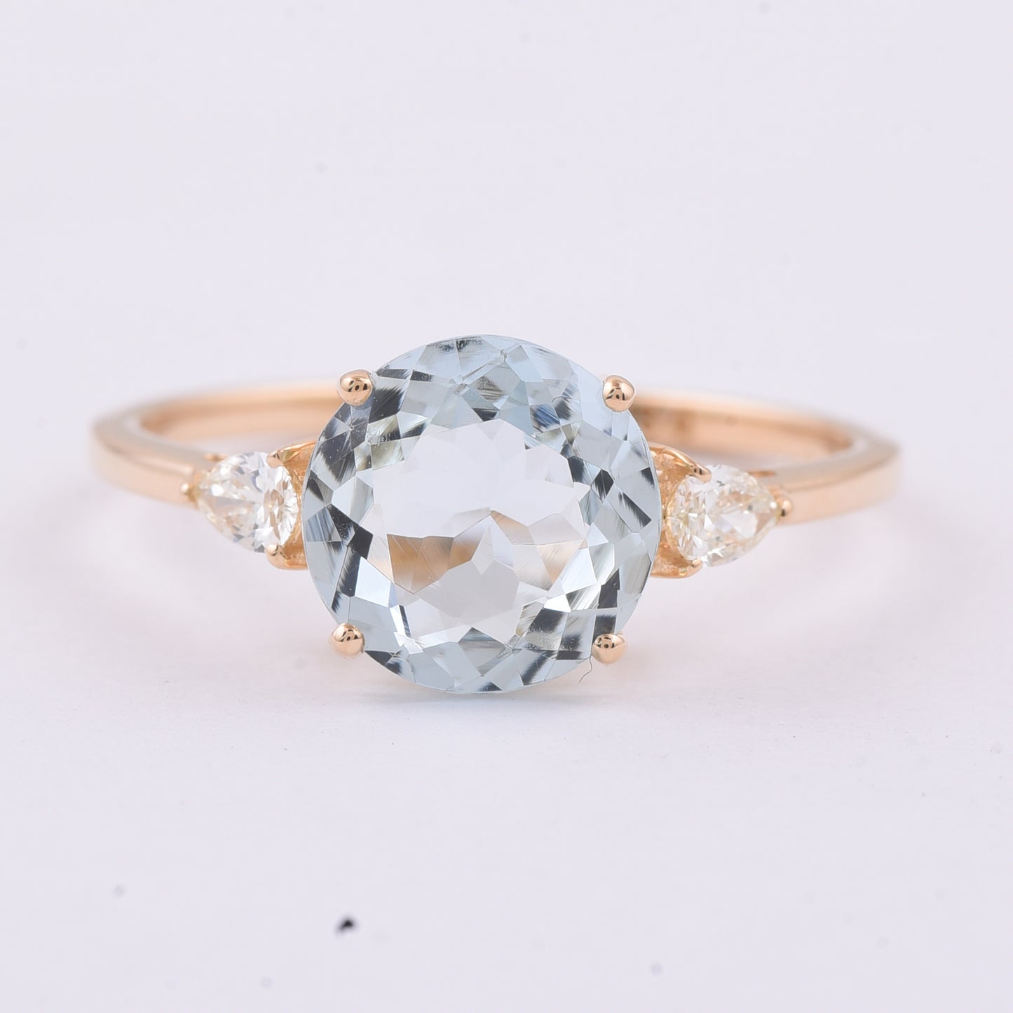 1.90 Ct Round Natural Aquamarine 14K Gold Ring