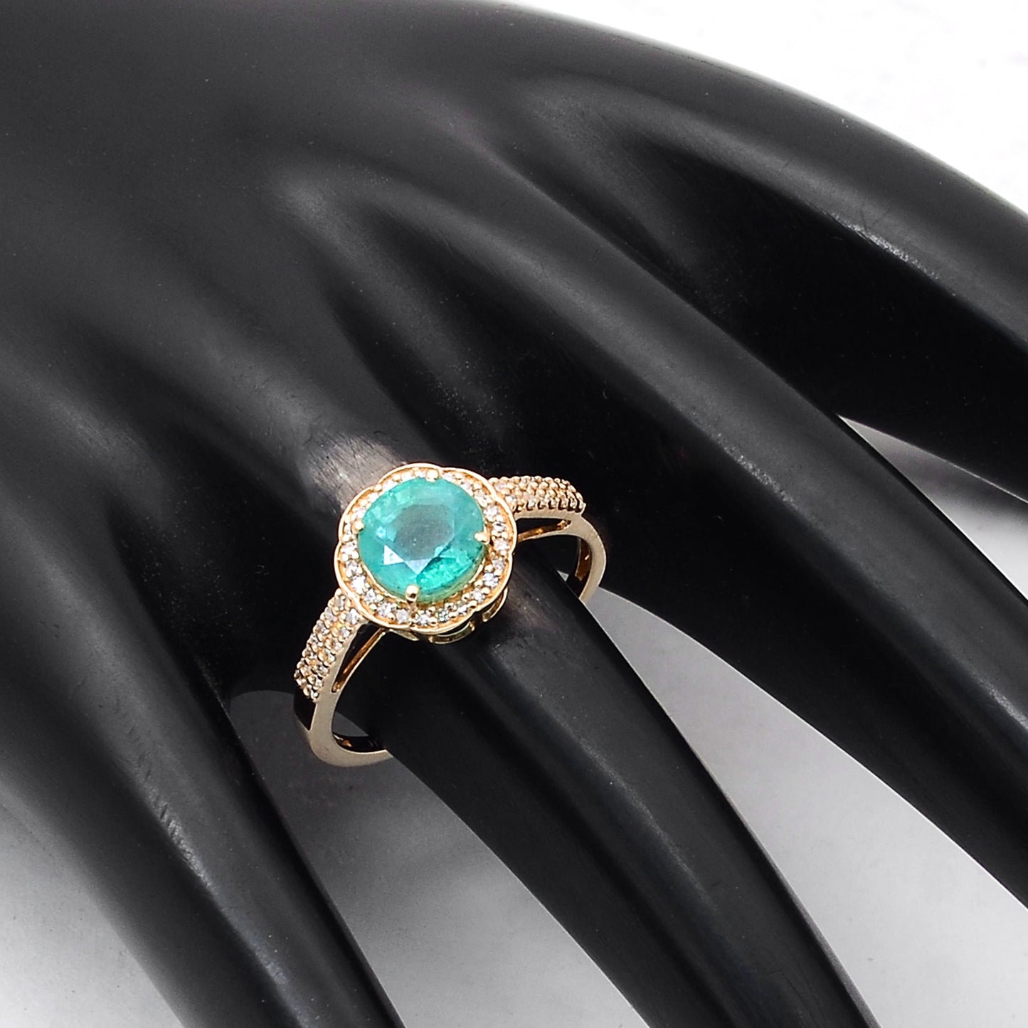 1.56 Ct Round Mixed Cut Natural Emerald 14K Gold Ring