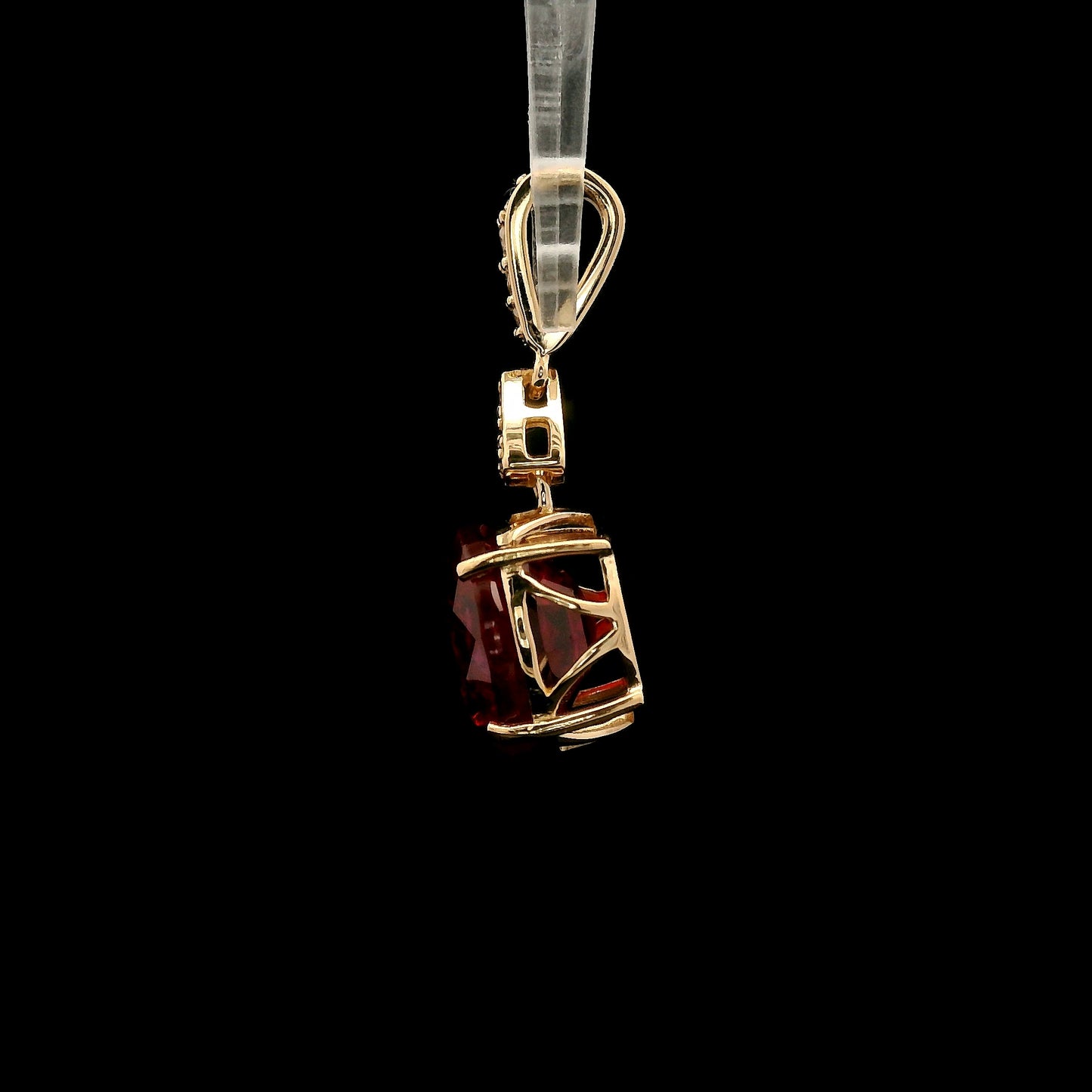4.88 Ct Oval Mixed Cut Lab Grown Ruby 14K Gold Pendant
