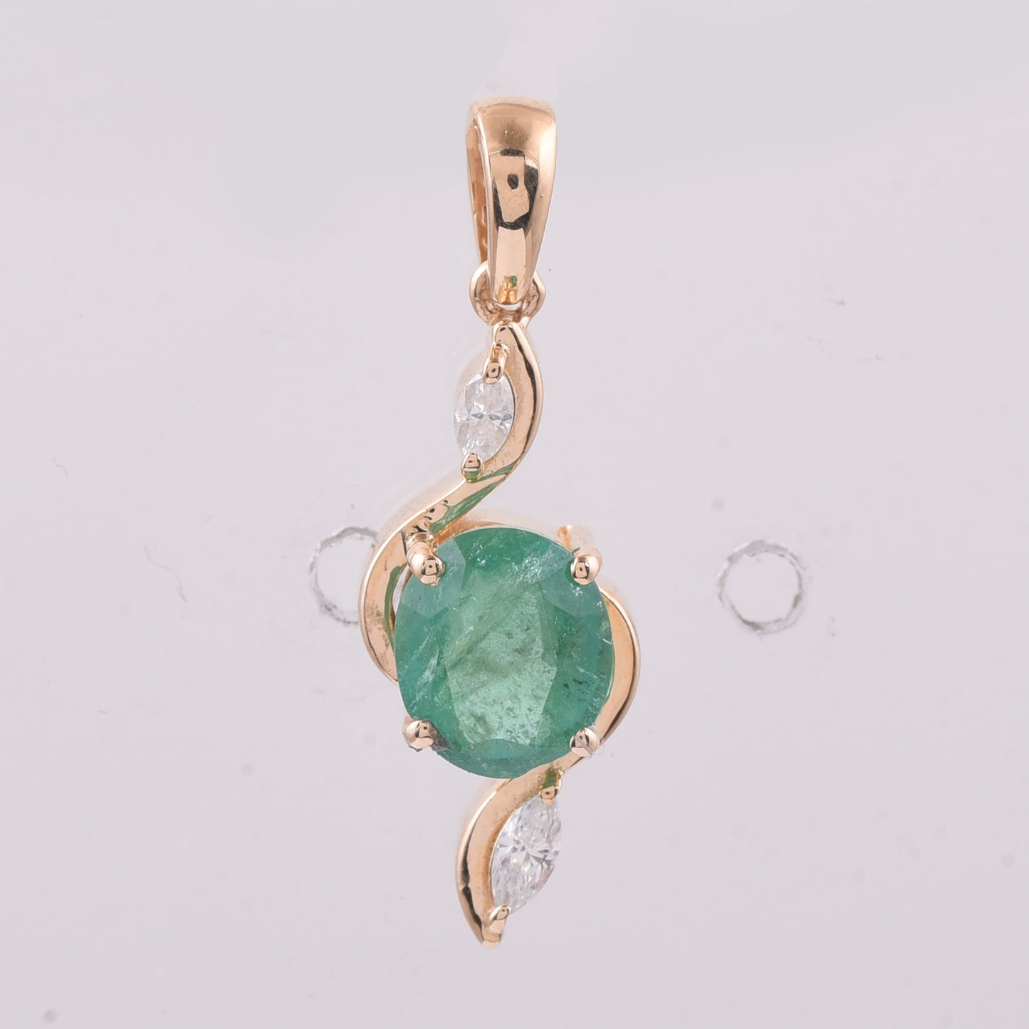 1.16 Ct Oval Natural Emerald 14K Gold Pendant