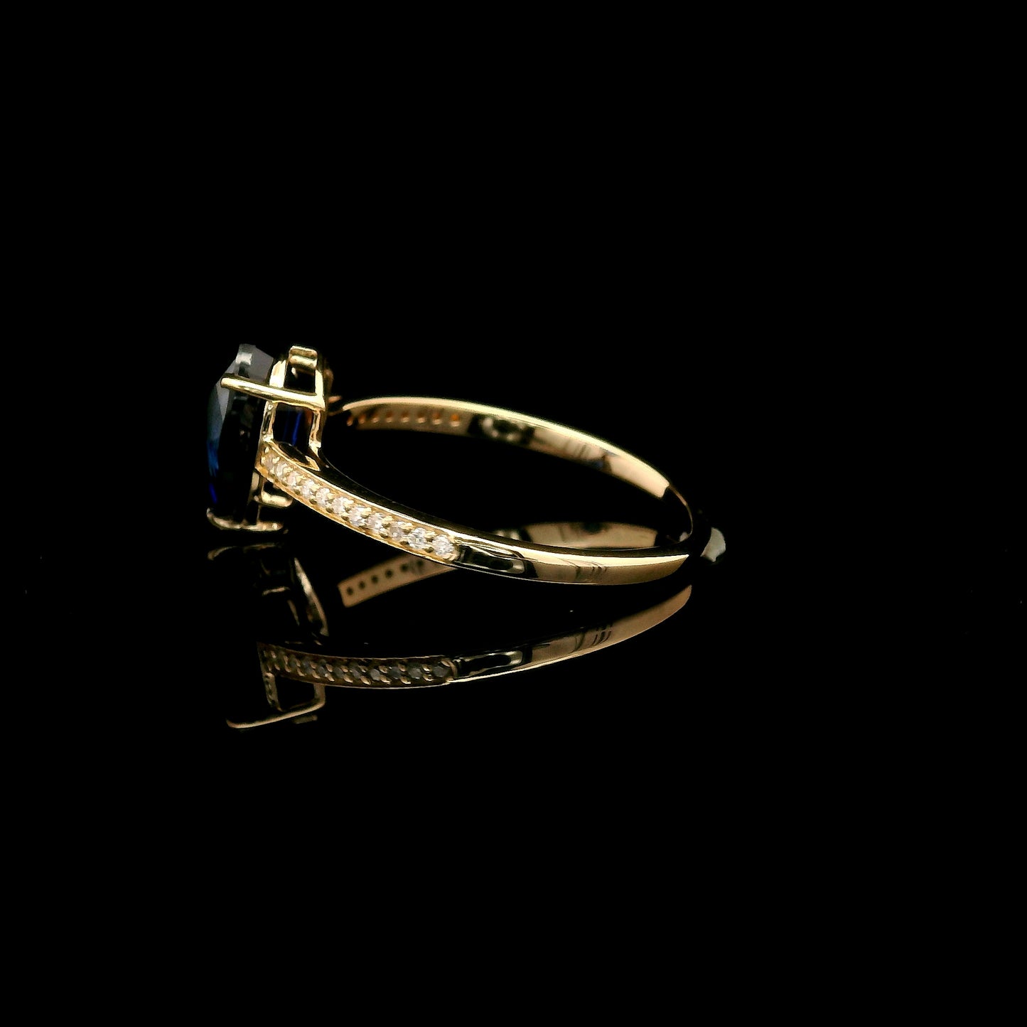 2.24 Ct Pear Mixed Cut Lab Grown Sapphire 14K Gold Ring