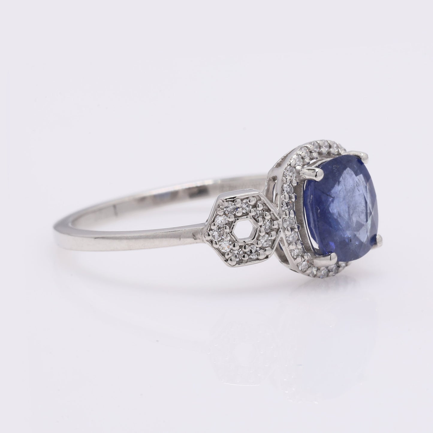 1.60 Ct Cushion Mixed Cut Natural Sapphire 950 Platinum Ring