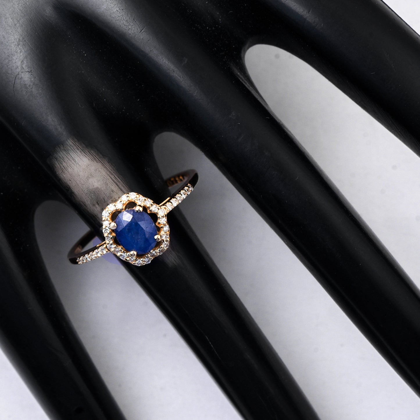 1.12 Ct Oval Mixed Cut Natural Sapphire 14K Gold Ring